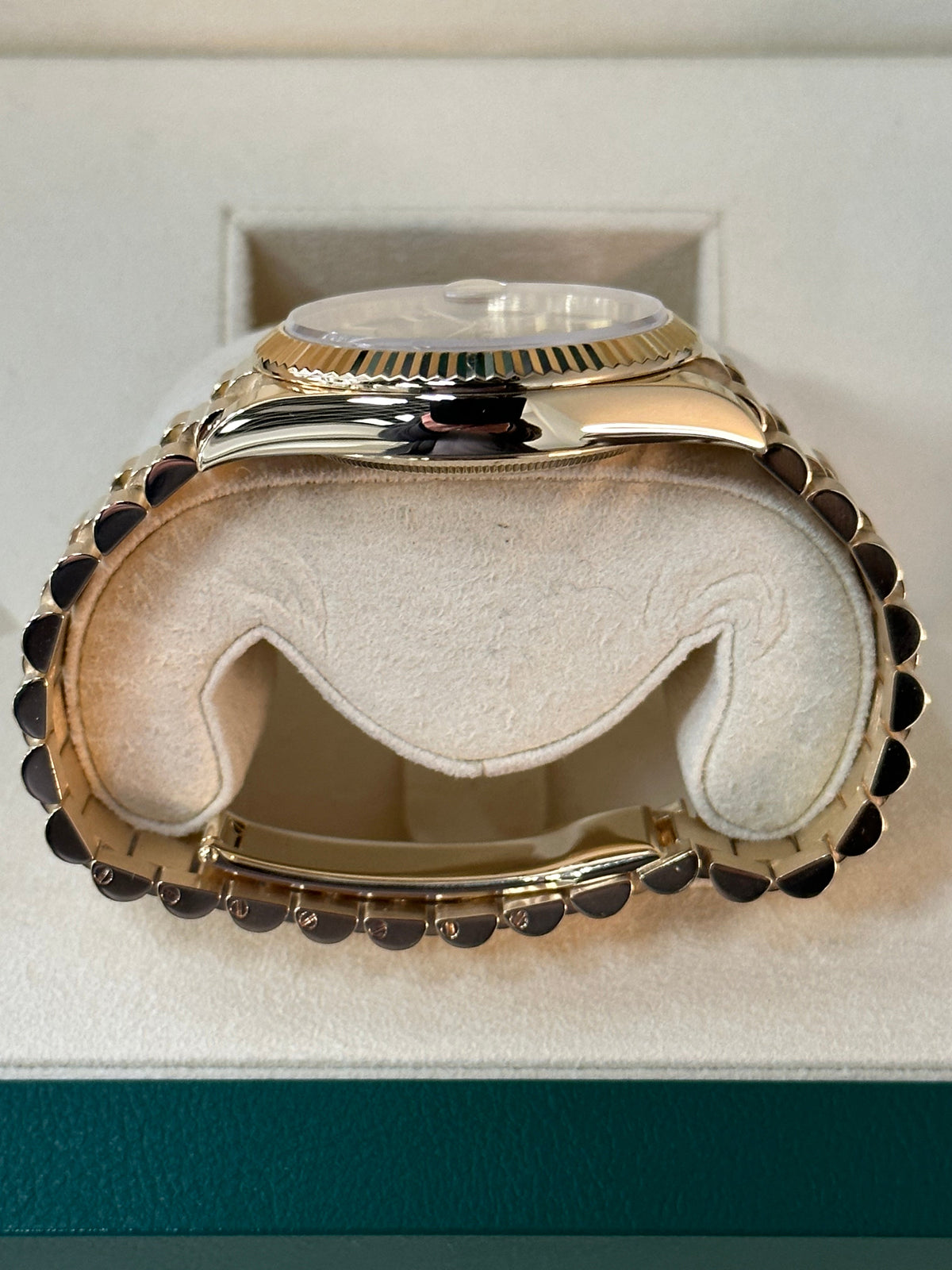 2016 Rolex Day-Date 40mm 228238 Presidential Champagne Dial
