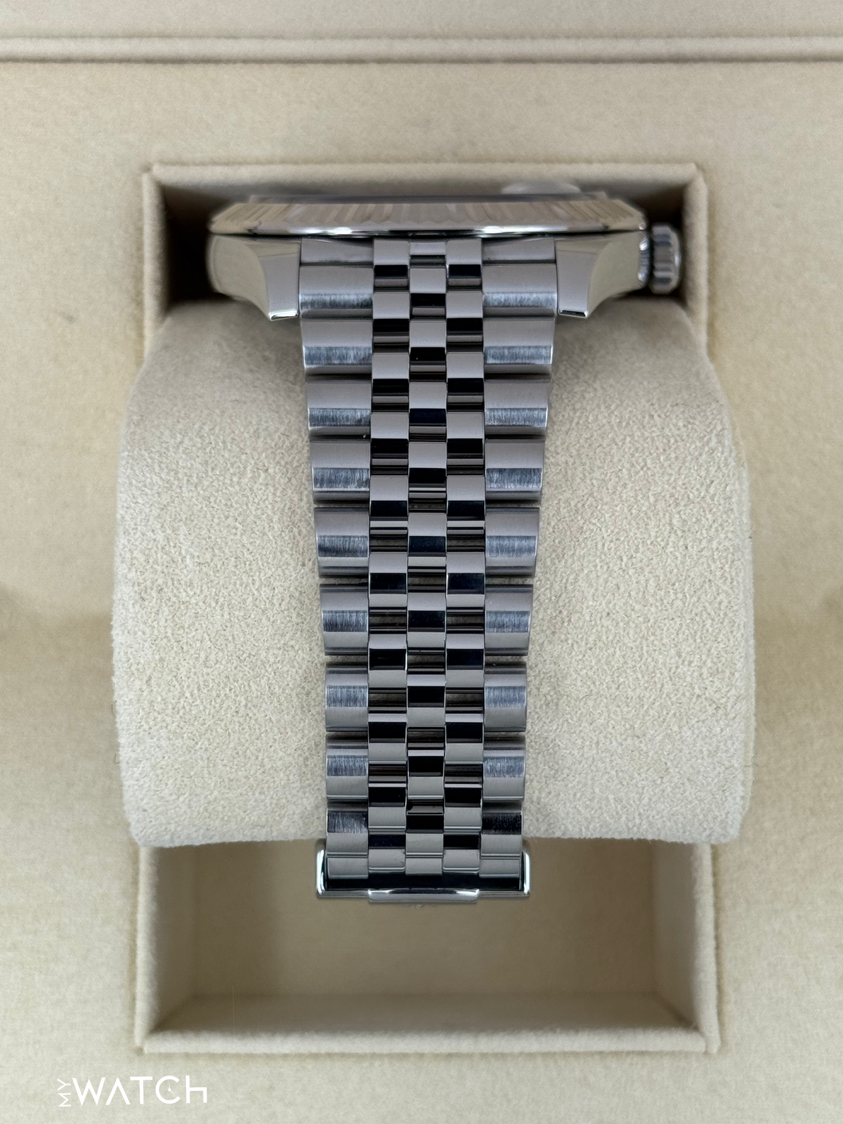2017 Rolex Datejust 41mm 126334 Stainless Steel Jubilee Silver Dial