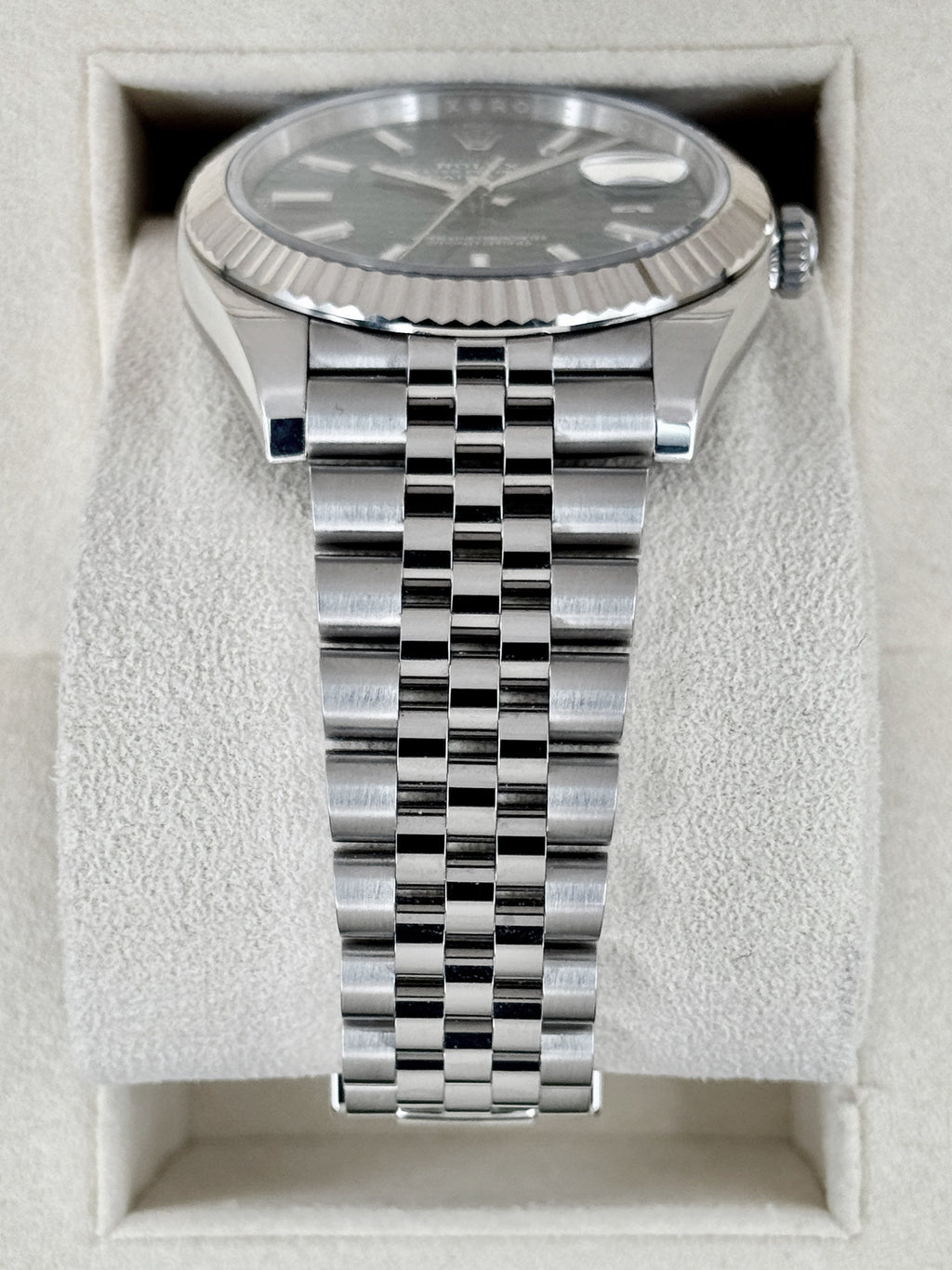 2024 Rolex Datejust 41mm 126334 Stainless Steel Jubilee Green Motif Dial