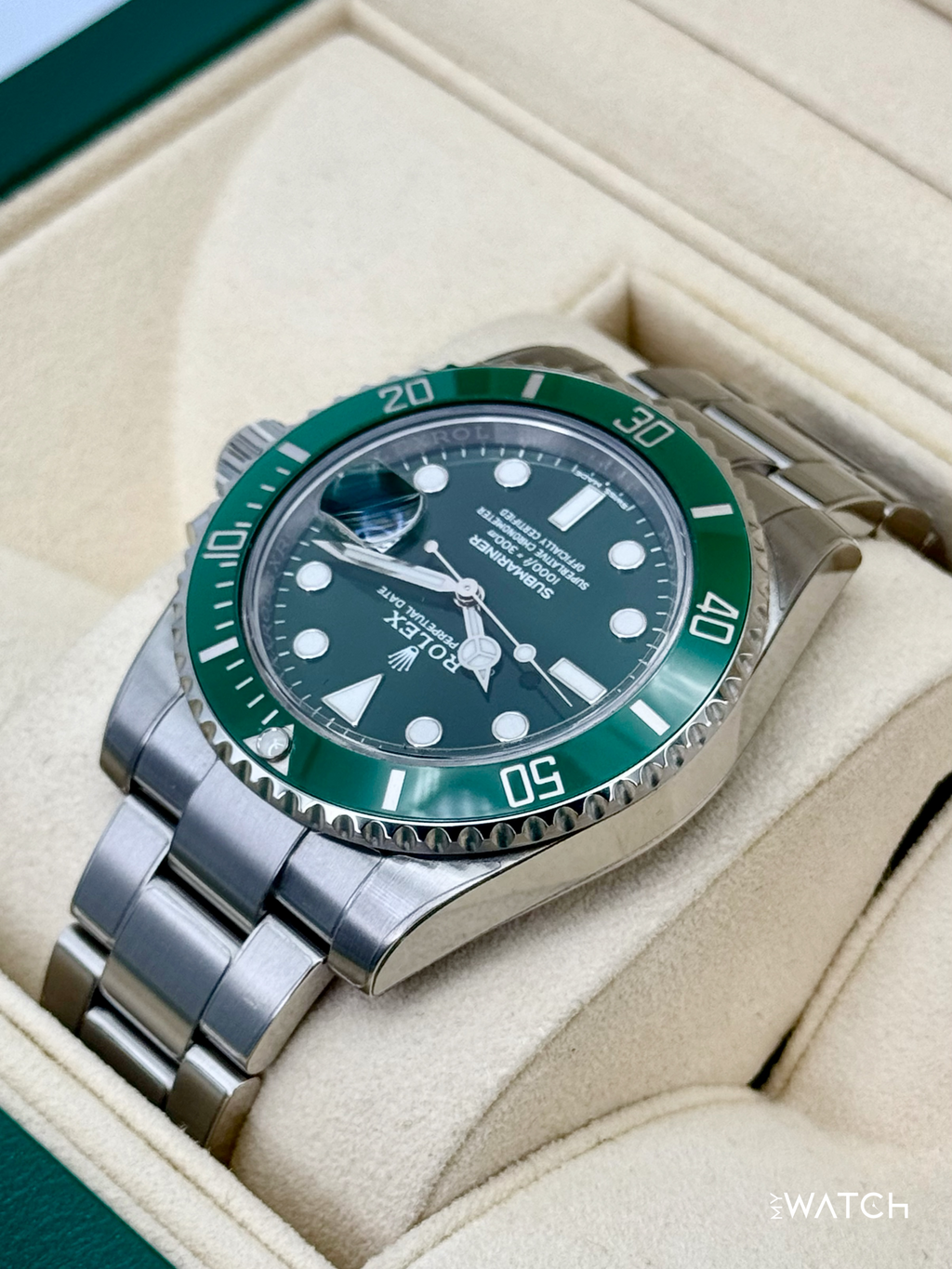 2018 Rolex Submariner “Hulk” 40mm 116610LV Green Dial
