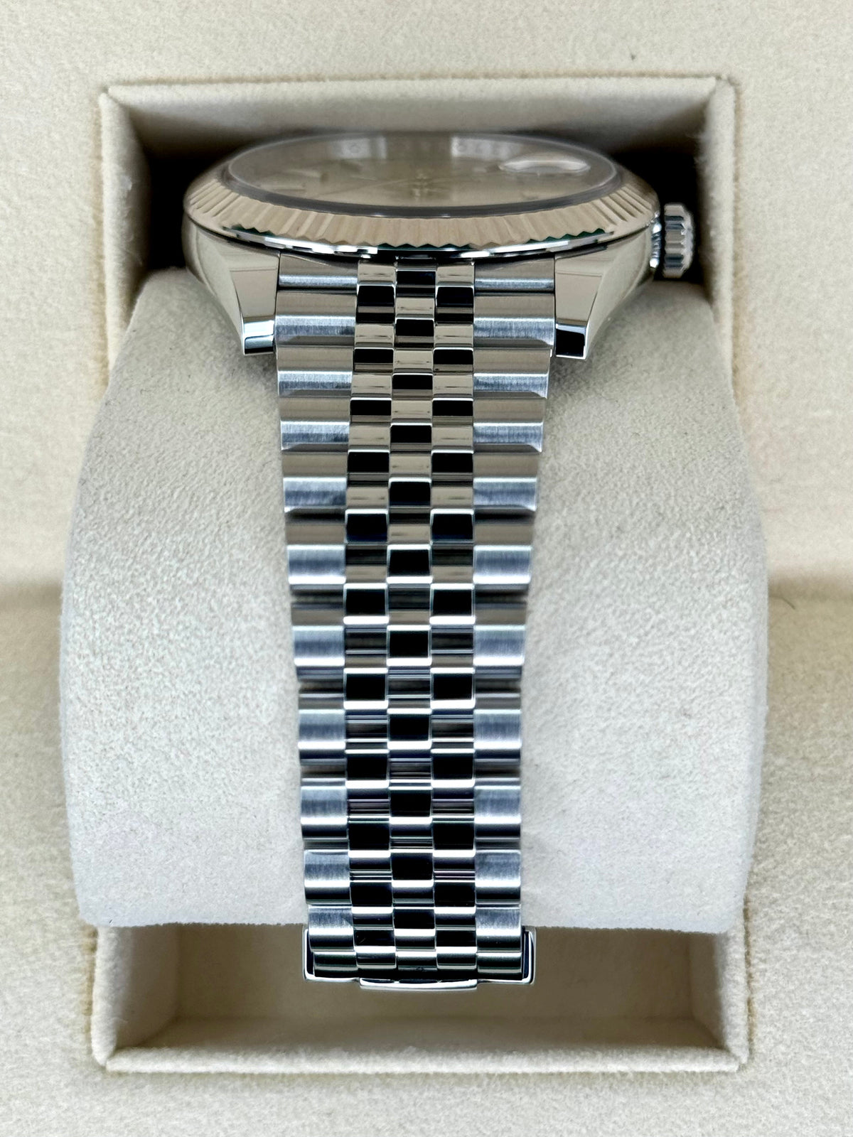 2020 Rolex Datejust 41mm 126334 Stainless Steel Jubilee Silver Dial