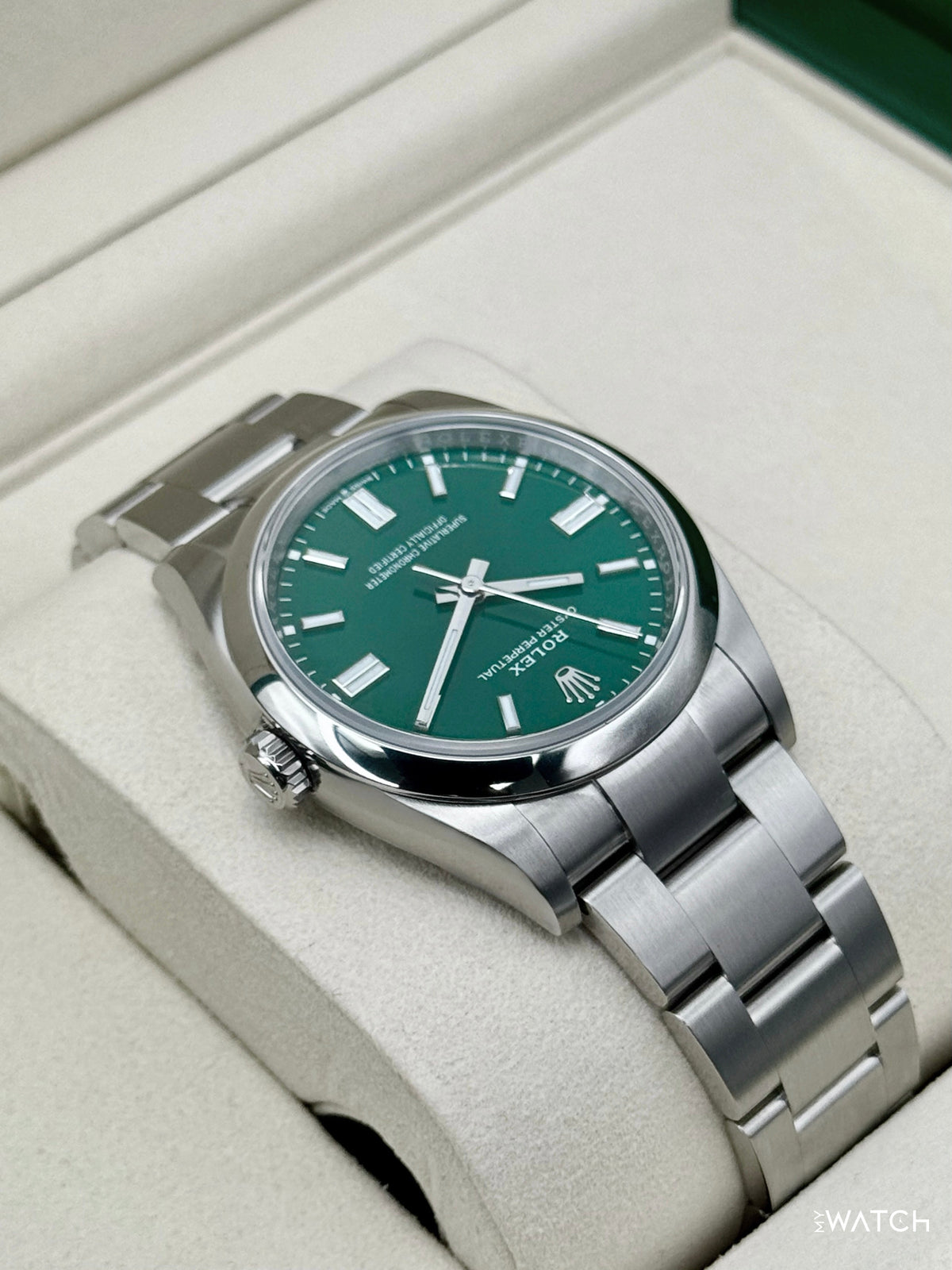 NEW 2026 Rolex Oyster Perpetual 36mm 126000 Green Dial