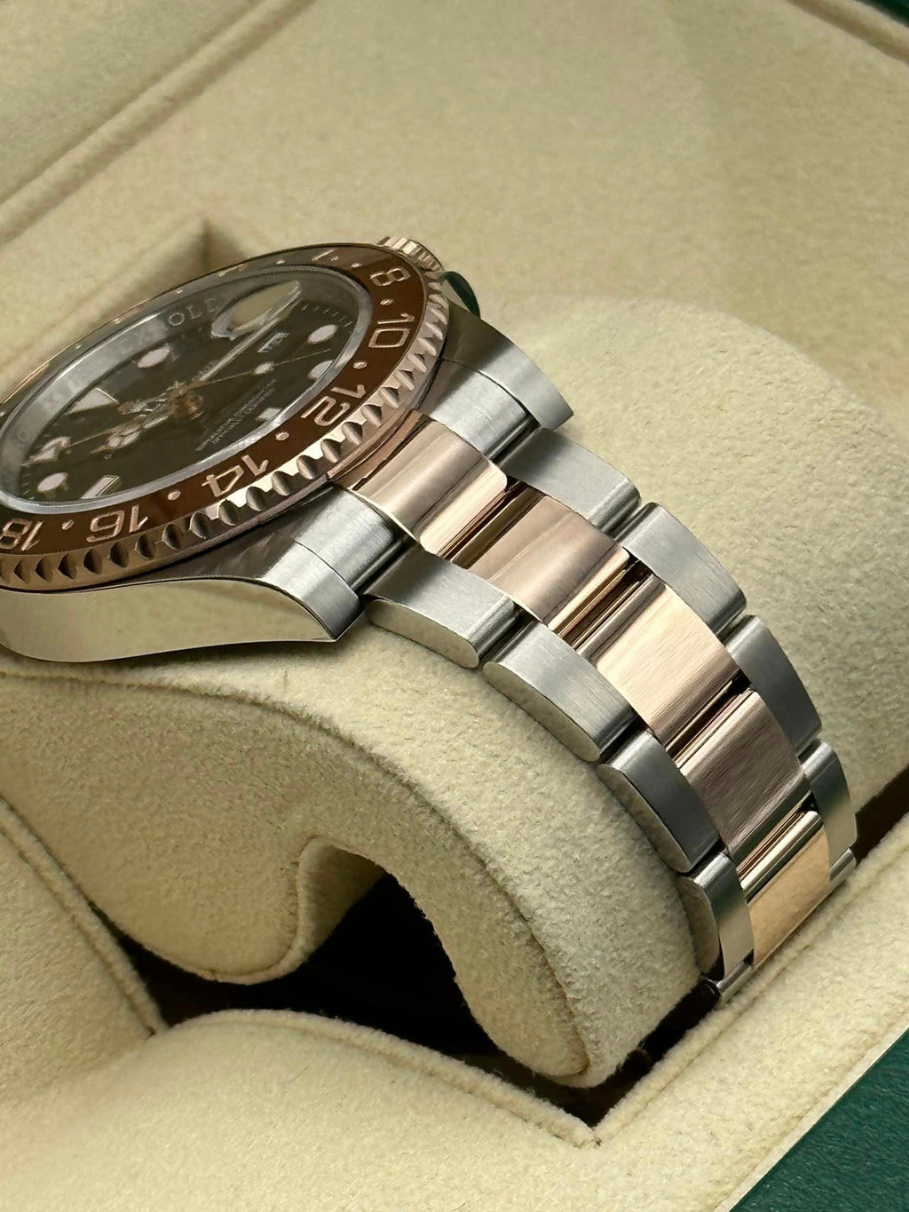 NEW 2023 Rolex GMT-Master II "Rootbeer" 40mm 126711CHNR Two-Tone