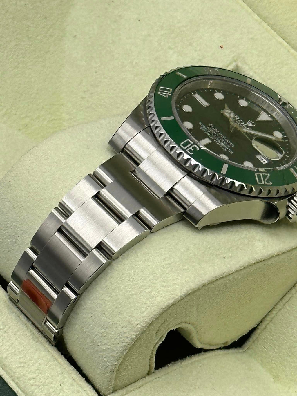 NEW OLD STOCK 2014 Rolex Submariner "Hulk" 40mm 116610LV Green Dial