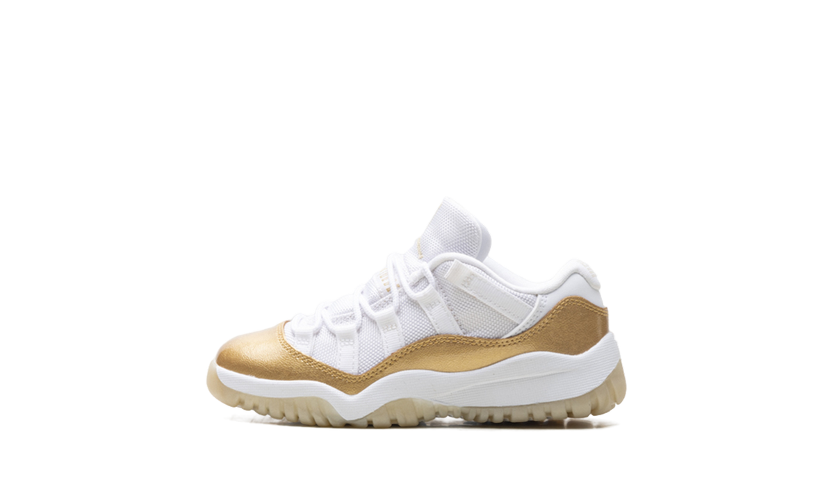 Air Jordan 11 Retro Low PS "Mother's Day" 580522 102