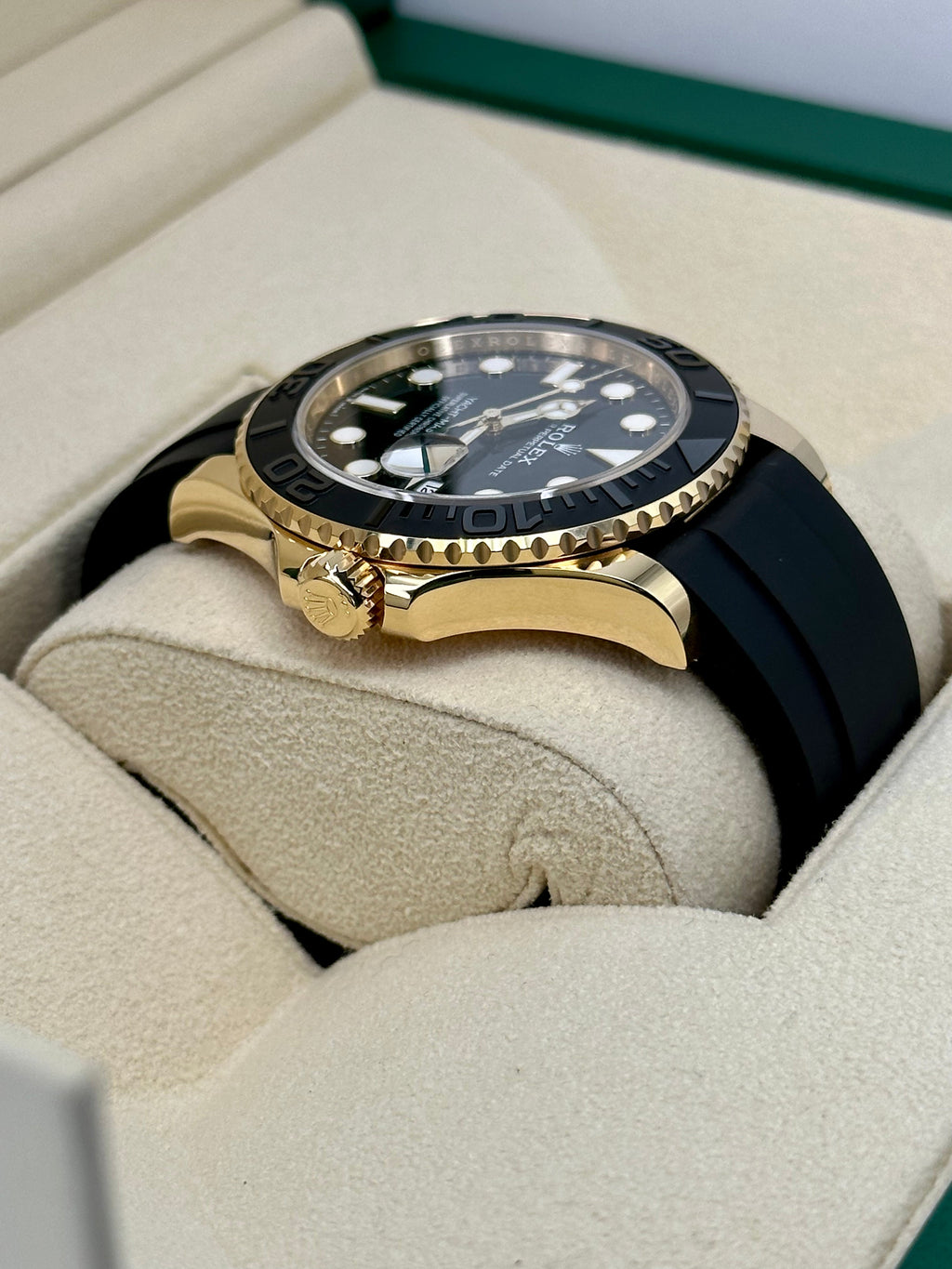 NEW 2026 Rolex Yacht-Master 42mm 226658 Gold Oysterflex Black Dial
