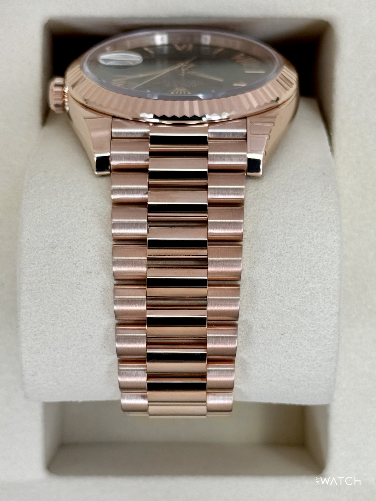 NEW 2025 Rolex Day-Date 40mm 228235 Presidential Rose Gold Green Dial (STICKERED)