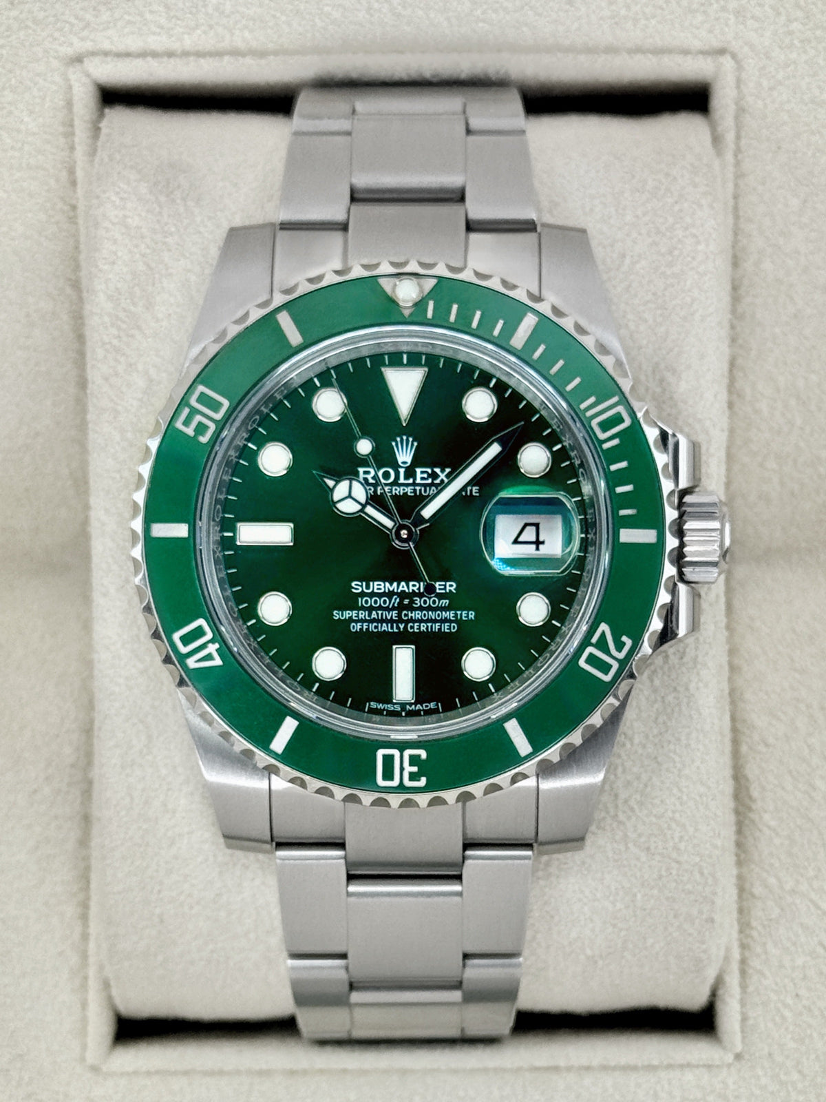 2020 Rolex Submariner “Hulk” 40mm 116610LV Green Dial