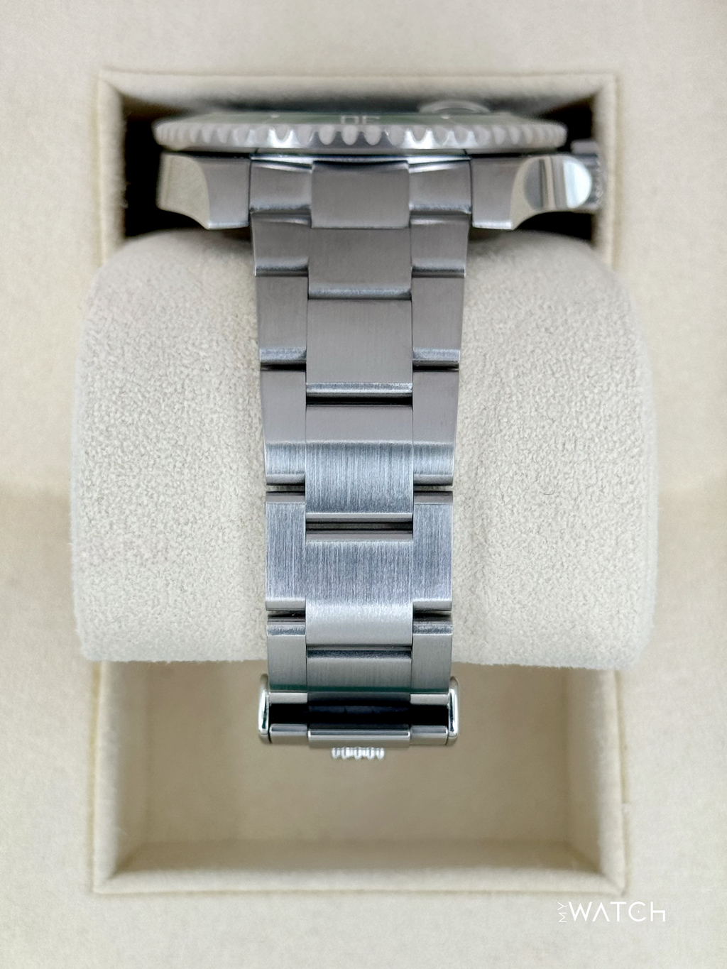 2018 Rolex Submariner “Hulk” 40mm 116610LV Green Dial