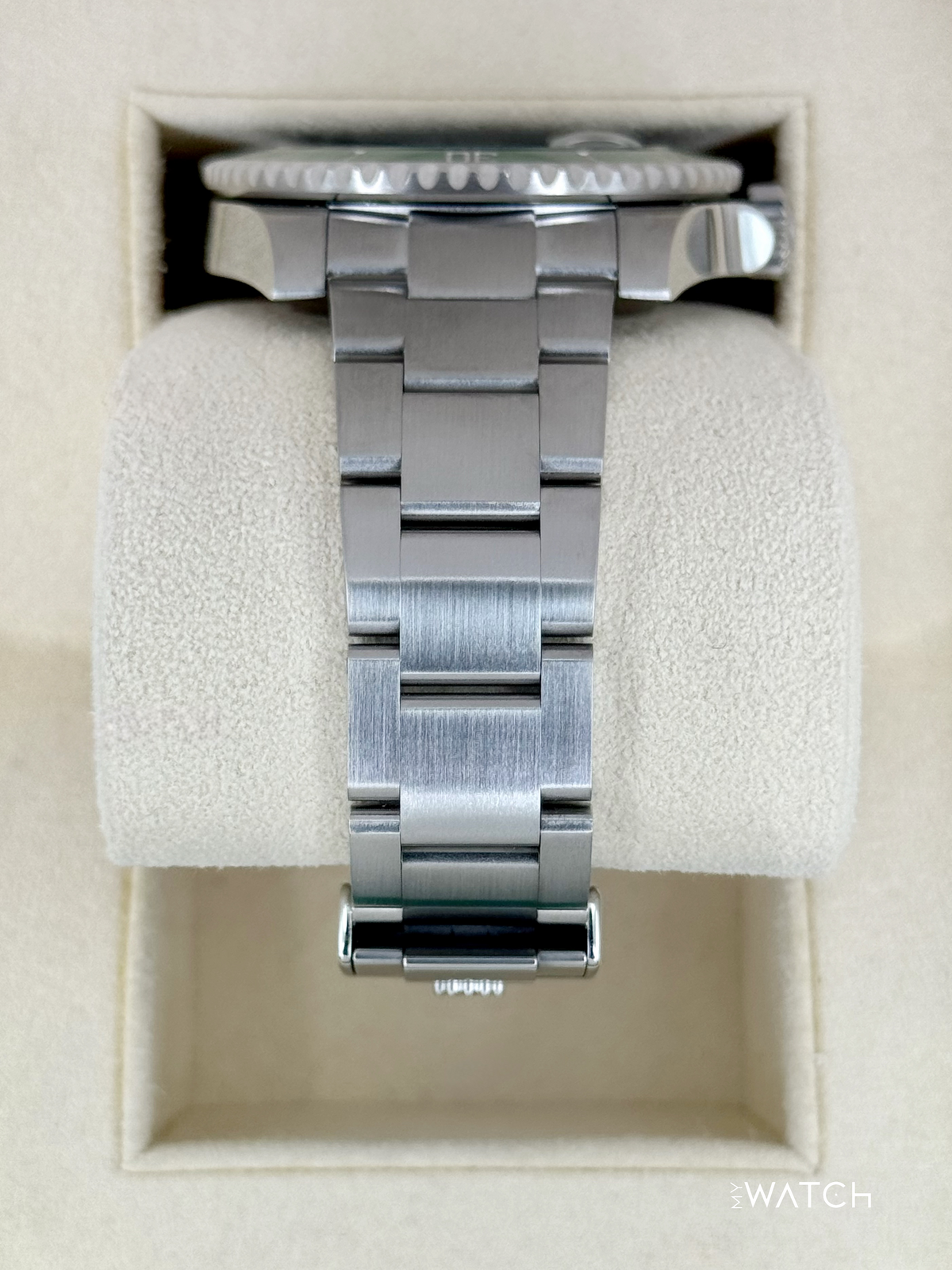 2018 Rolex Submariner “Hulk” 40mm 116610LV Green Dial