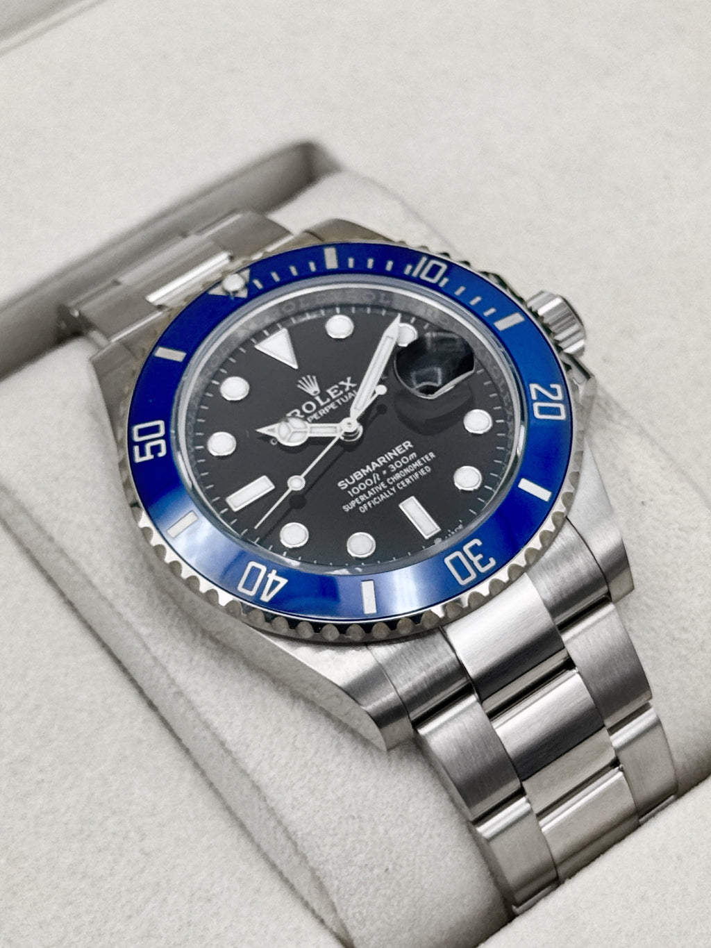 NEW 2026 Rolex Submariner Cookie Monster 41mm 126619LB White Gold Black Dial (STICKERED)
