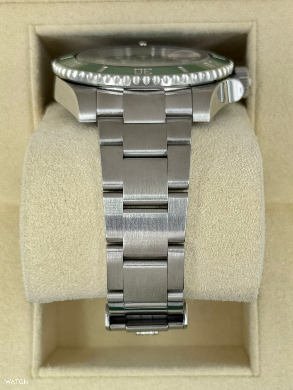2015 Rolex Submariner "Hulk" 40mm 116610LV Green Dial