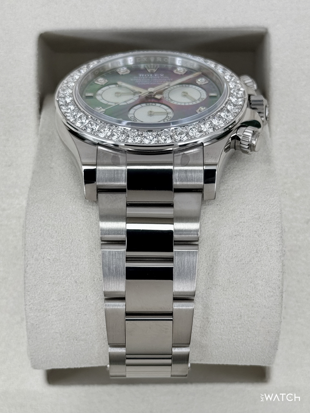NEW 2025 Rolex Daytona 40mm 126579RBR Mother of Pearl Diamond Dial (STICKERED)