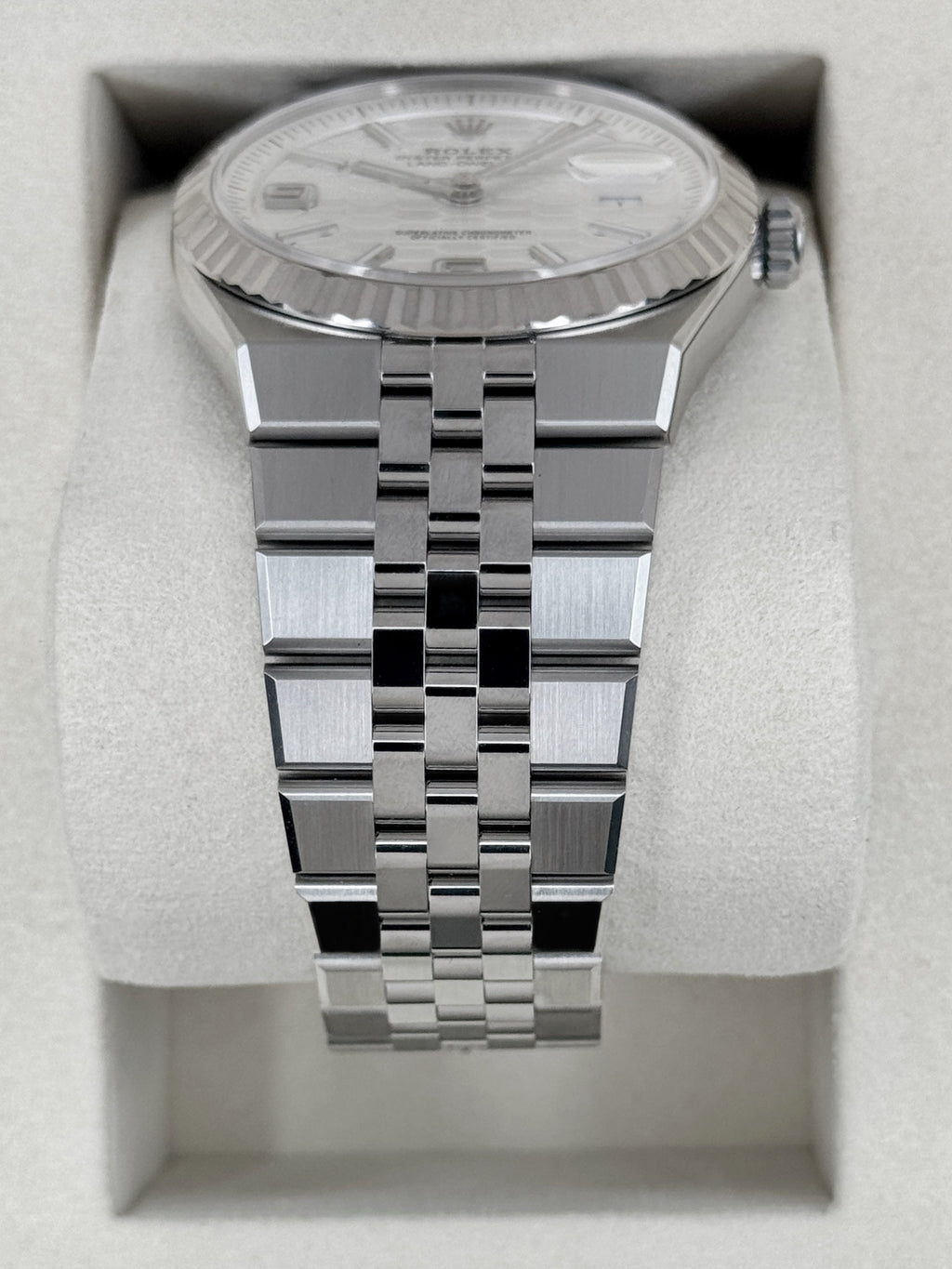 2026 Rolex Land-Dweller 40mm 127334 Stainless Steel Jubilee White Dial