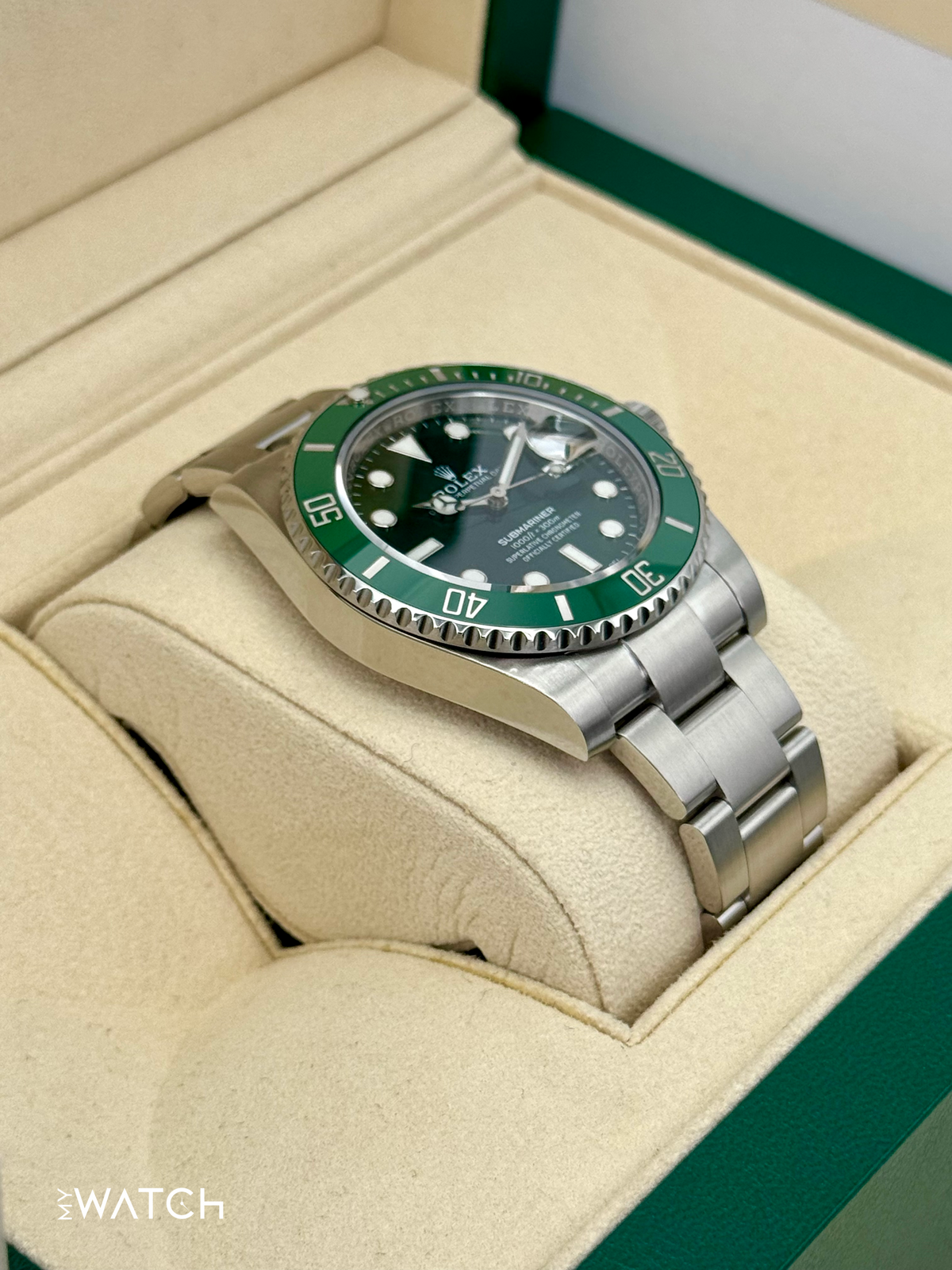 2018 Rolex Submariner “Hulk” 40mm 116610LV Green Dial