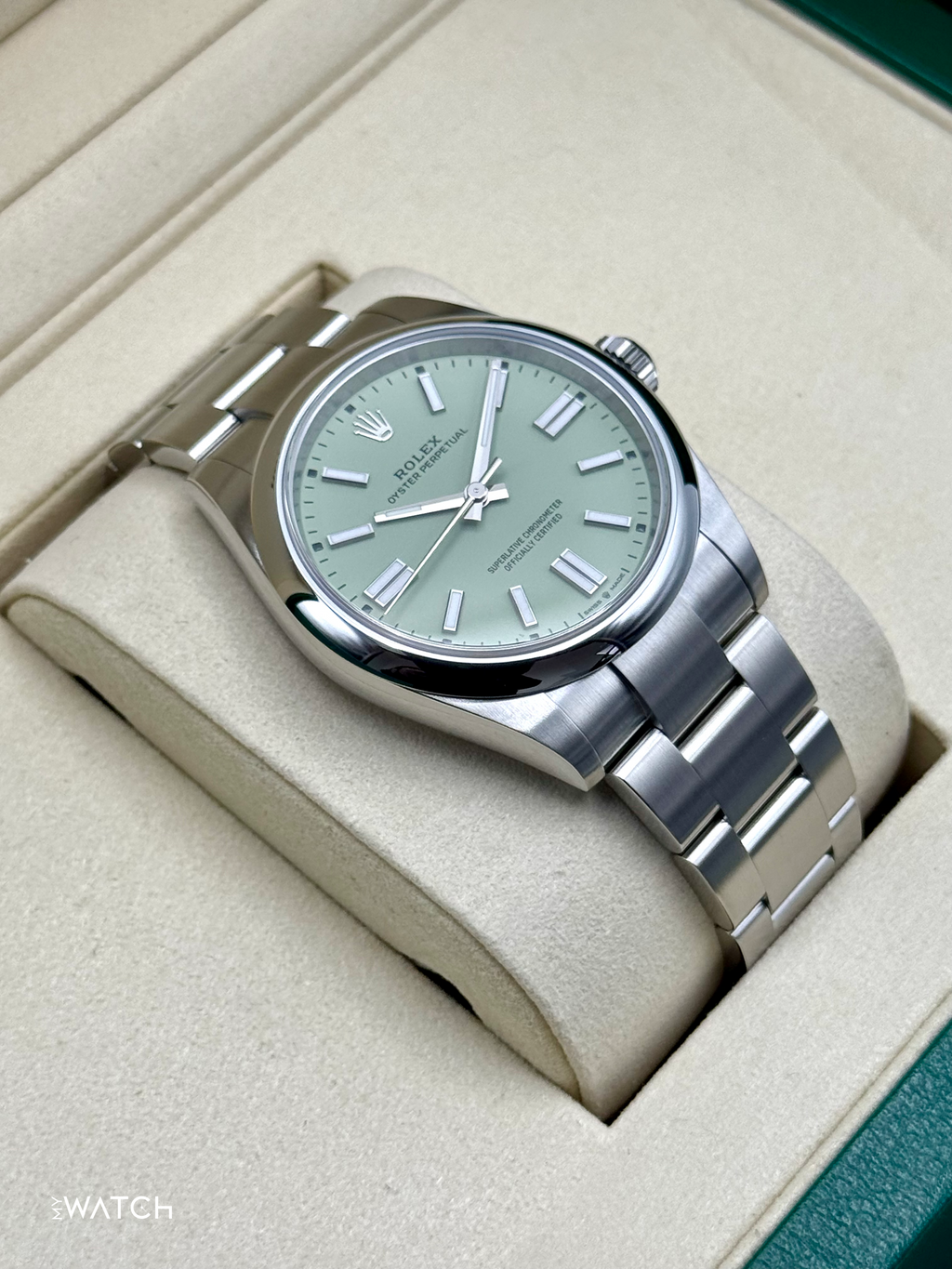 NEW 2026 Rolex Oyster Perpetual 41mm 134300 Pistachio Dial