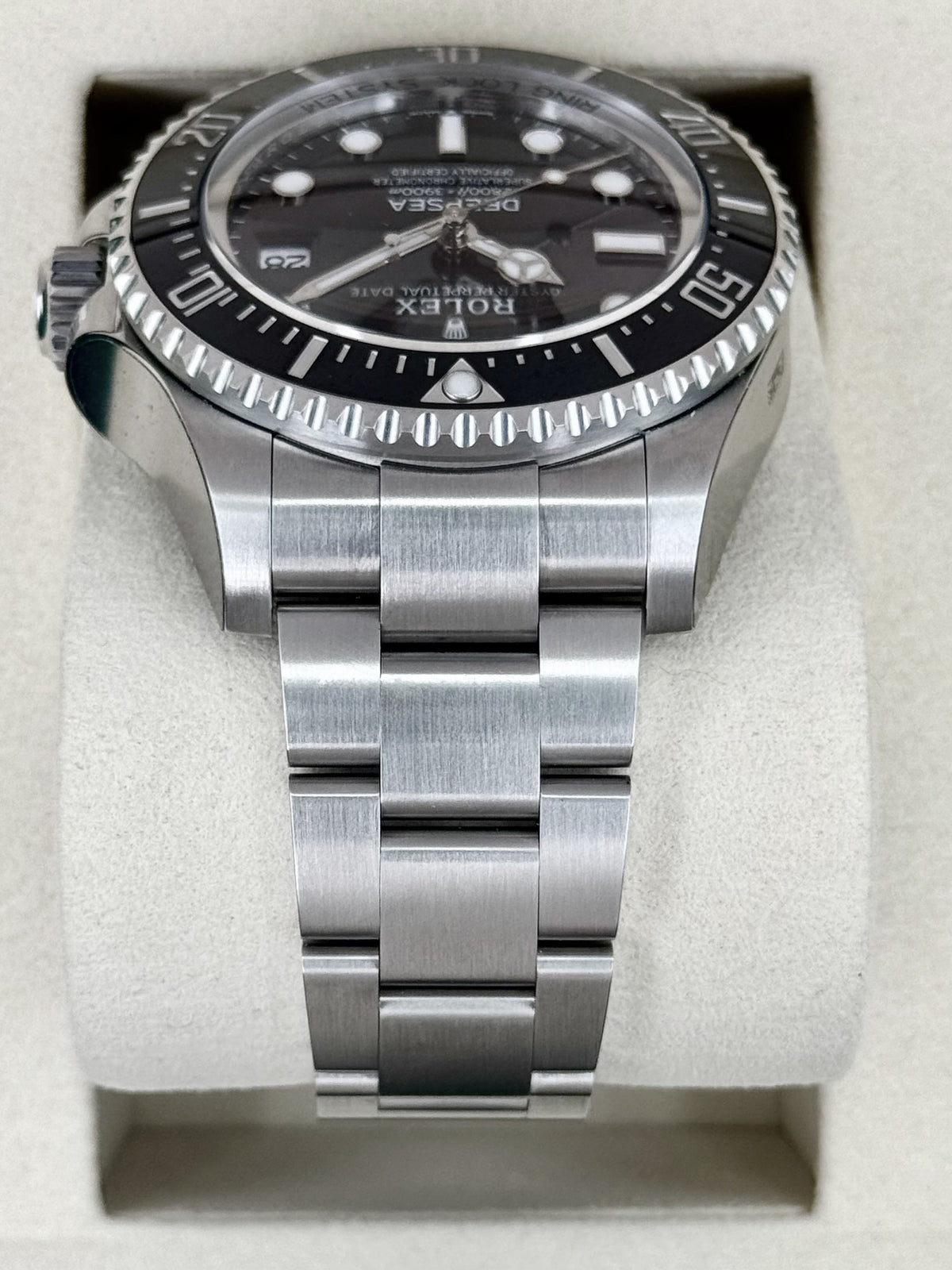 NEW 2026 Rolex Deepsea 44mm 136660 Stainless Steel Black Dial (STICKERED)