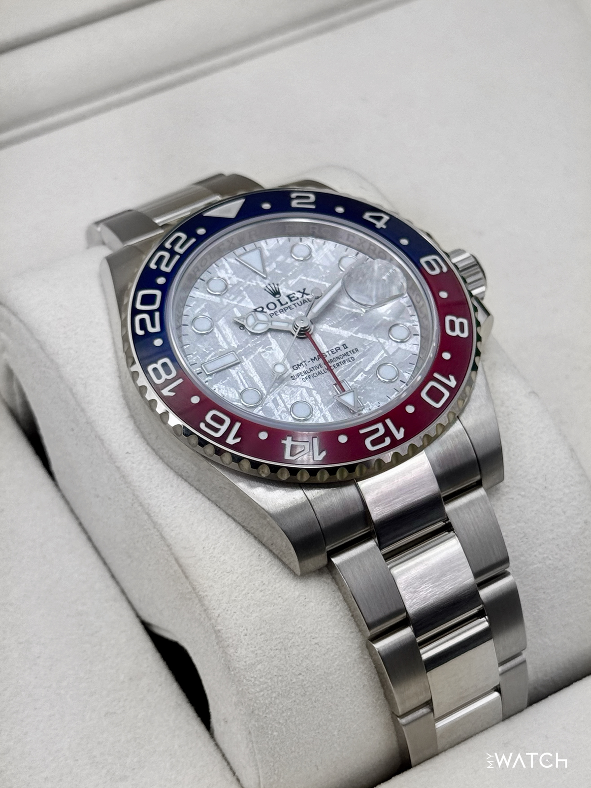 Rolex GMT-Master II "Pepsi" 40mm 126719BLRO Meteorite Dial