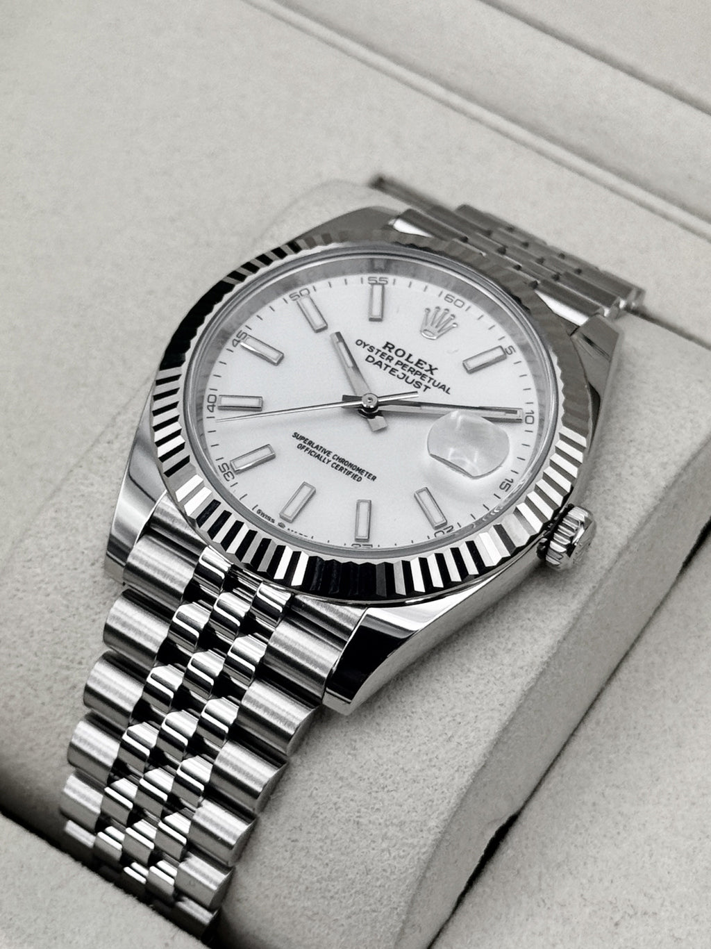 2025 Rolex Datejust 41mm 126334 Stainless Steel Jubilee White Dial