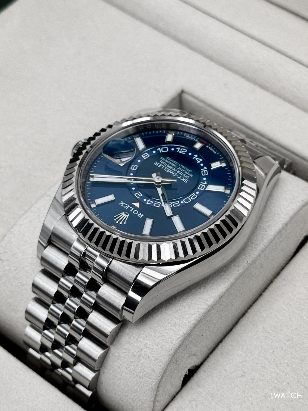 2025 Rolex Sky-Dweller 42mm 336934 Jubilee Blue Dial