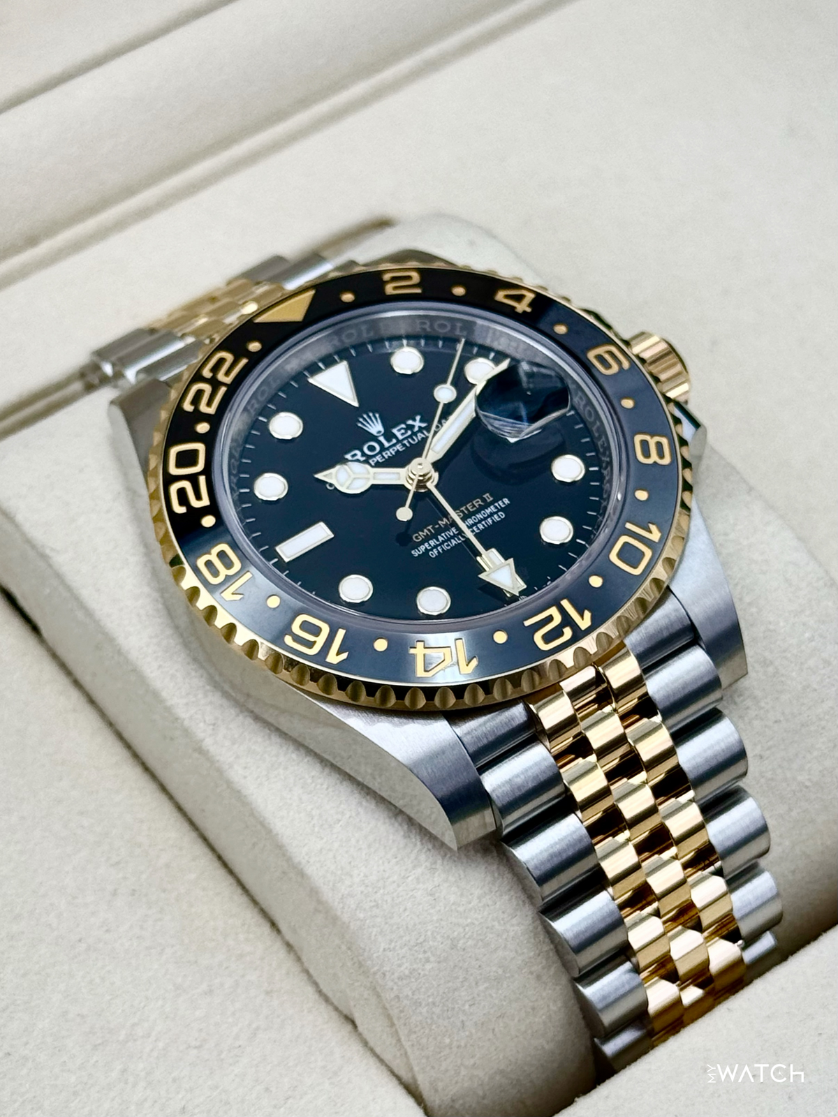 NEW 2025 Rolex GMT-Master II 40mm 126713GRNR Two-Tone Jubilee