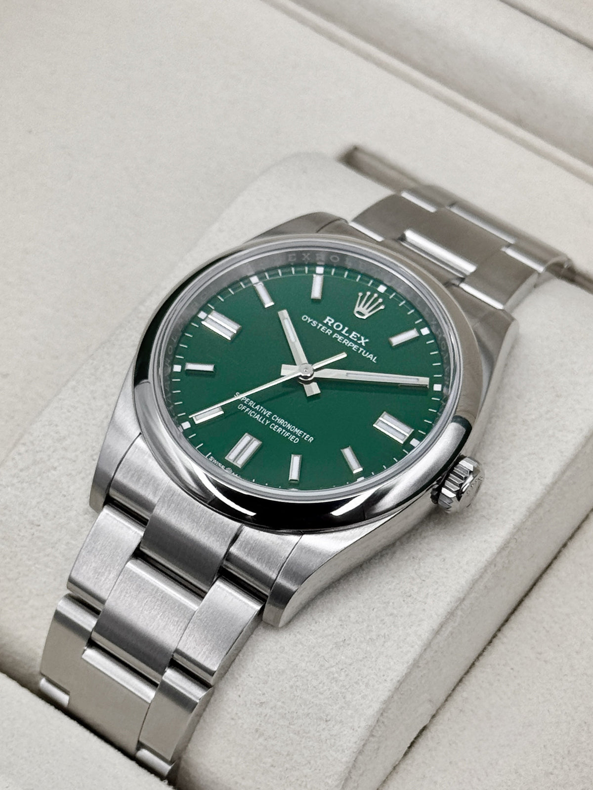 NEW 2026 Rolex Oyster Perpetual 36mm 126000 Green Dial