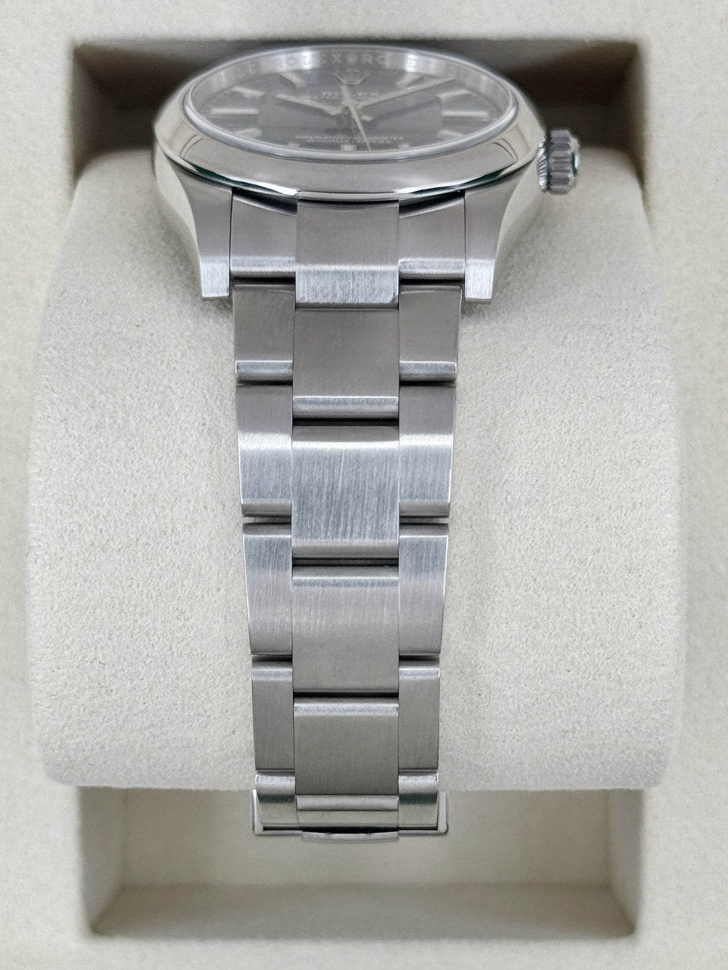 NEW 2026 Rolex Oyster Perpetual 31mm 277200 Med Blue Dial