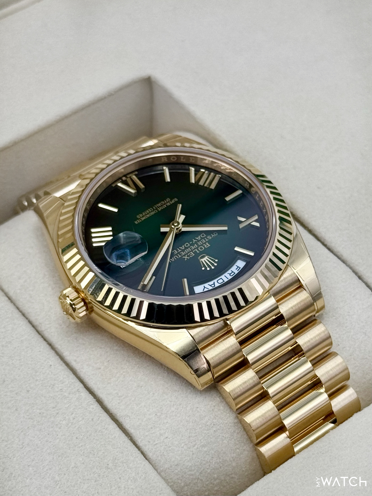 NEW 2026 Rolex Day-Date 40mm 228238 Presidential Green Ombre Dial (STICKERED)