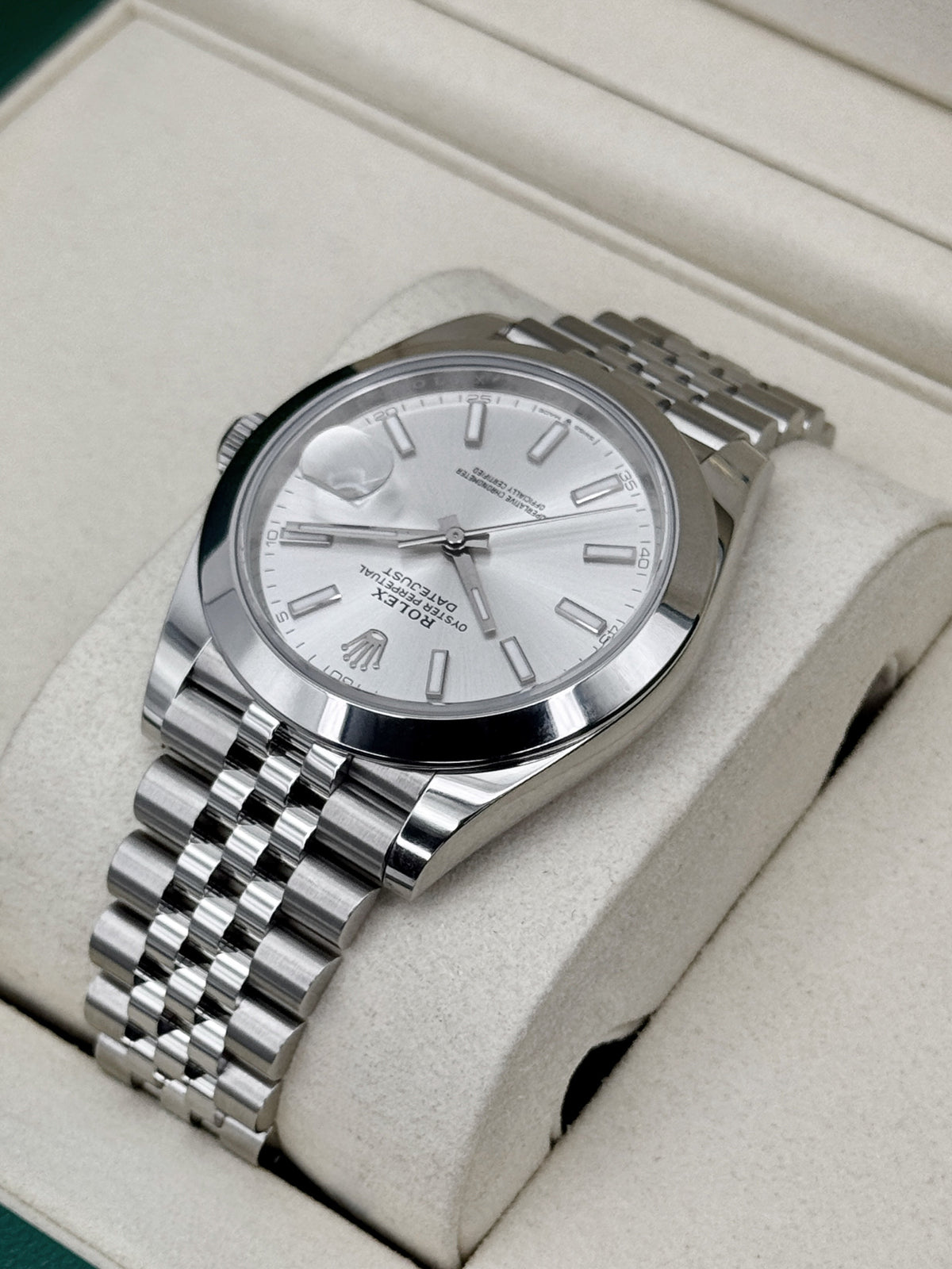 2026 Rolex Datejust 41mm 126300 Stainless Steel Jubilee Silver Dial
