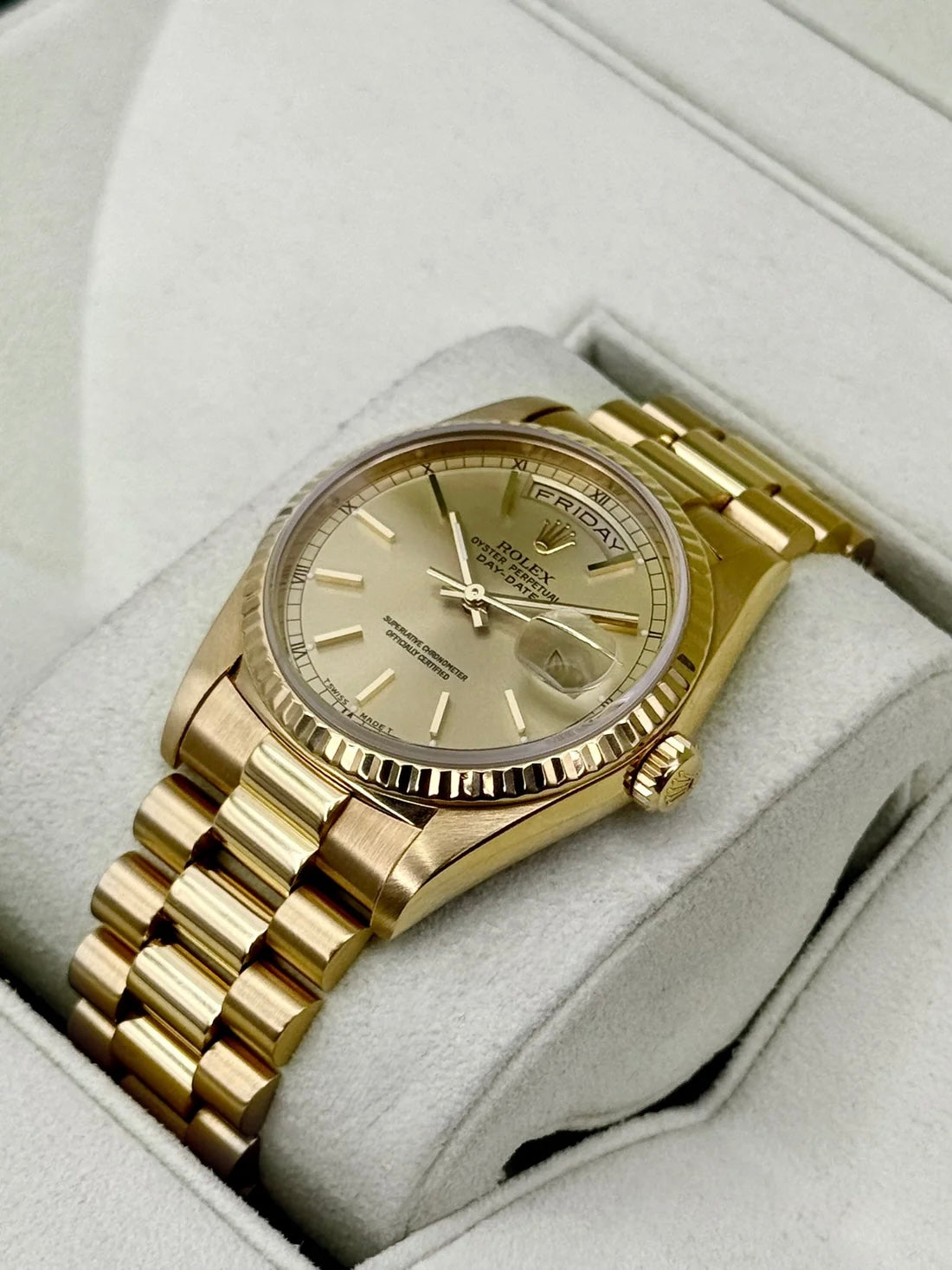 1990 Rolex Day-Date 36mm 18238 Presidential 18kt Yellow Gold Champagne Dial (CPO)