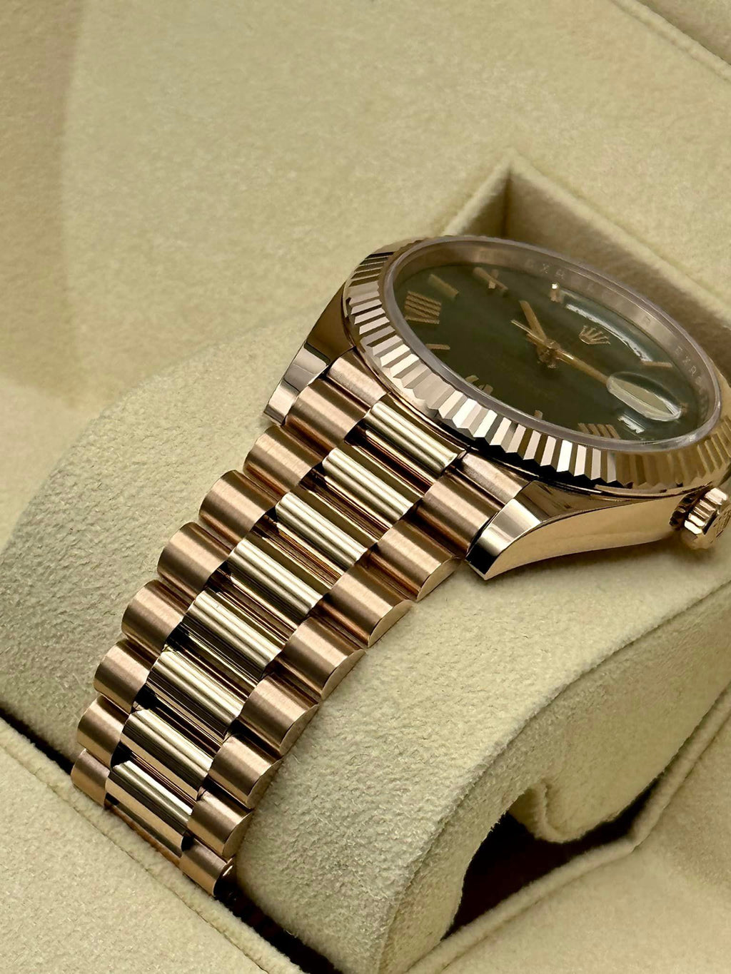 NEW 2022 Rolex Day-Date 40 228235 Rose Gold Olive Dial Arabic Calendar