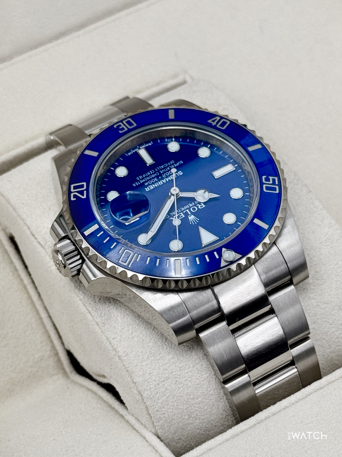 2020 Rolex Submariner "Smurf" 40mm 116619LB White Gold Blue Dial (NFC Card)