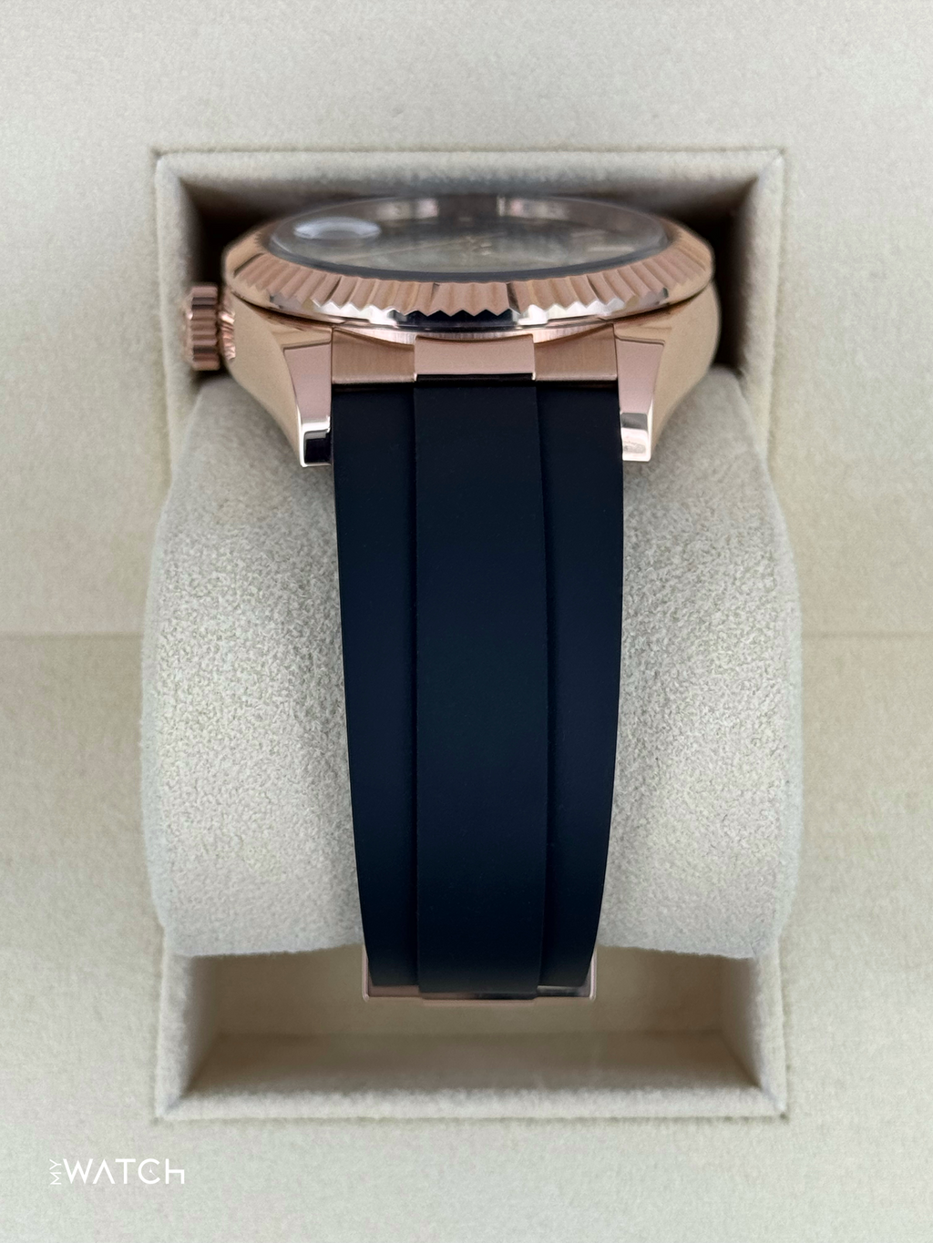 2021 Rolex Sky-Dweller 42mm 326235 Rose Gold Oysterflex Rhodium Dial