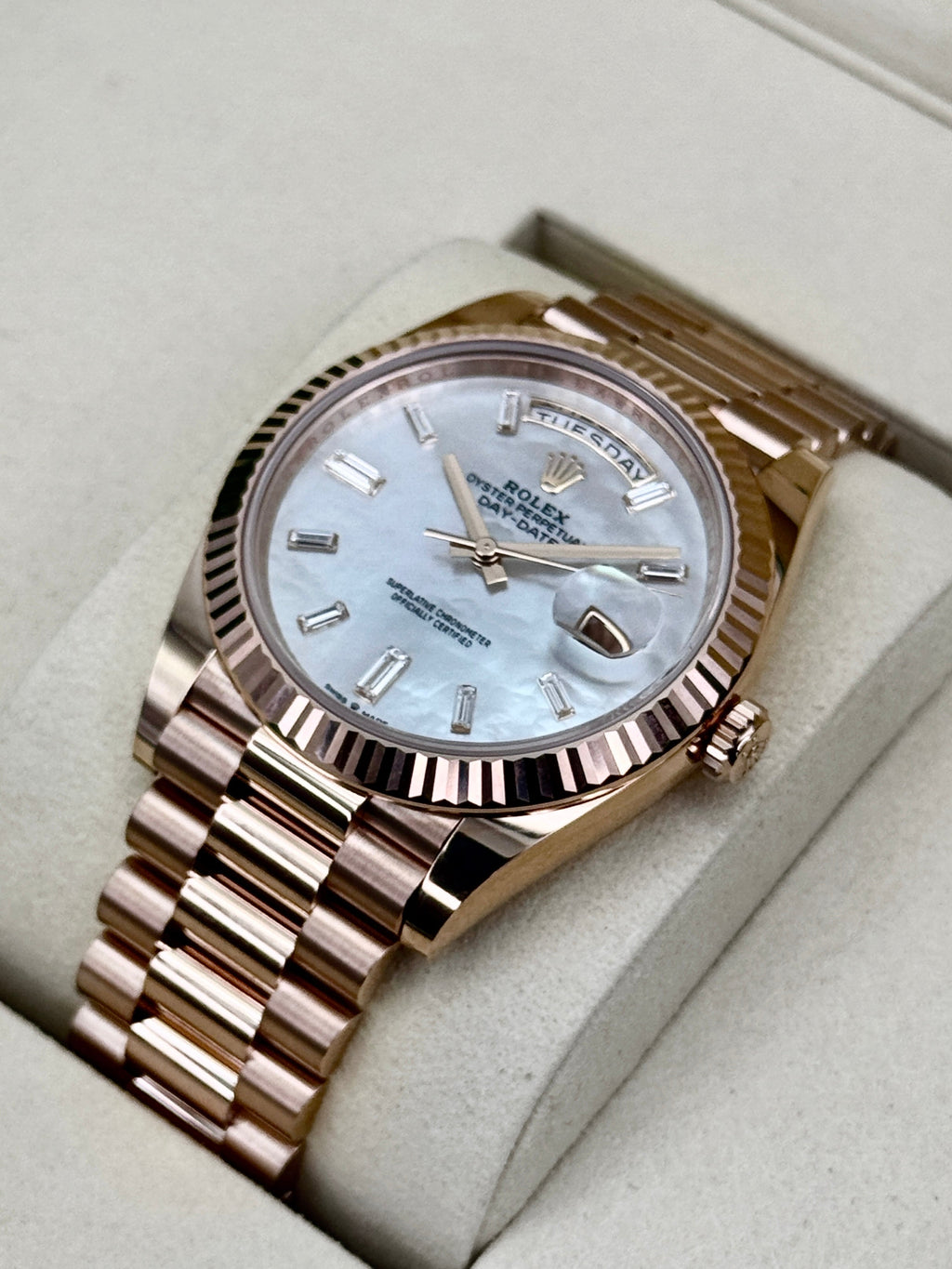 NEW 2026 Rolex Day-Date 40mm 228235 Rose Gold Mother of Pearl Diamond Dial