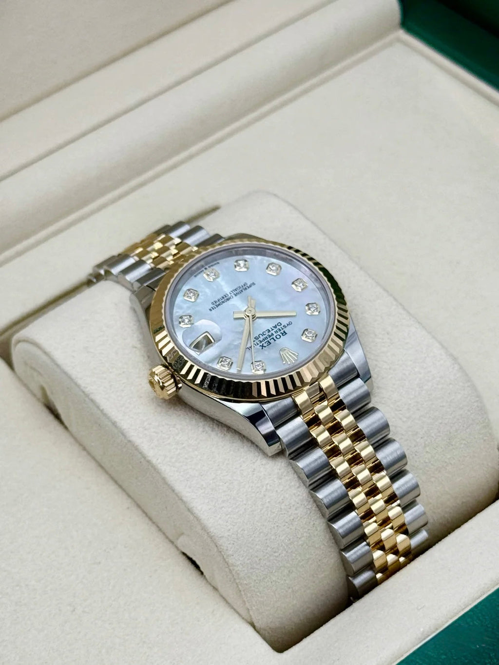 NEW 2026 Rolex Datejust 31mm 278273 Jubilee Mother of Pearl Diamond Dial