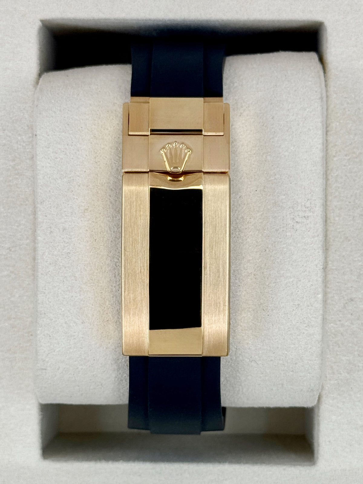 2025 Rolex Daytona 40mm 126518LN Yellow Gold Oysterflex Champagne Dial