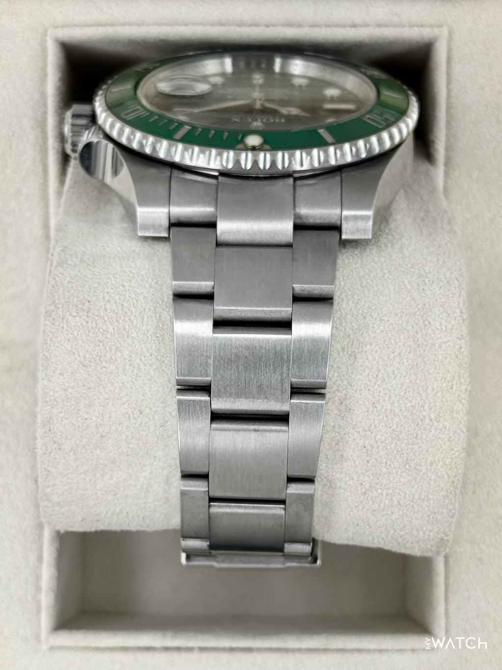 2015 Rolex Submariner “Hulk” 40mm 116610LV Green Dial