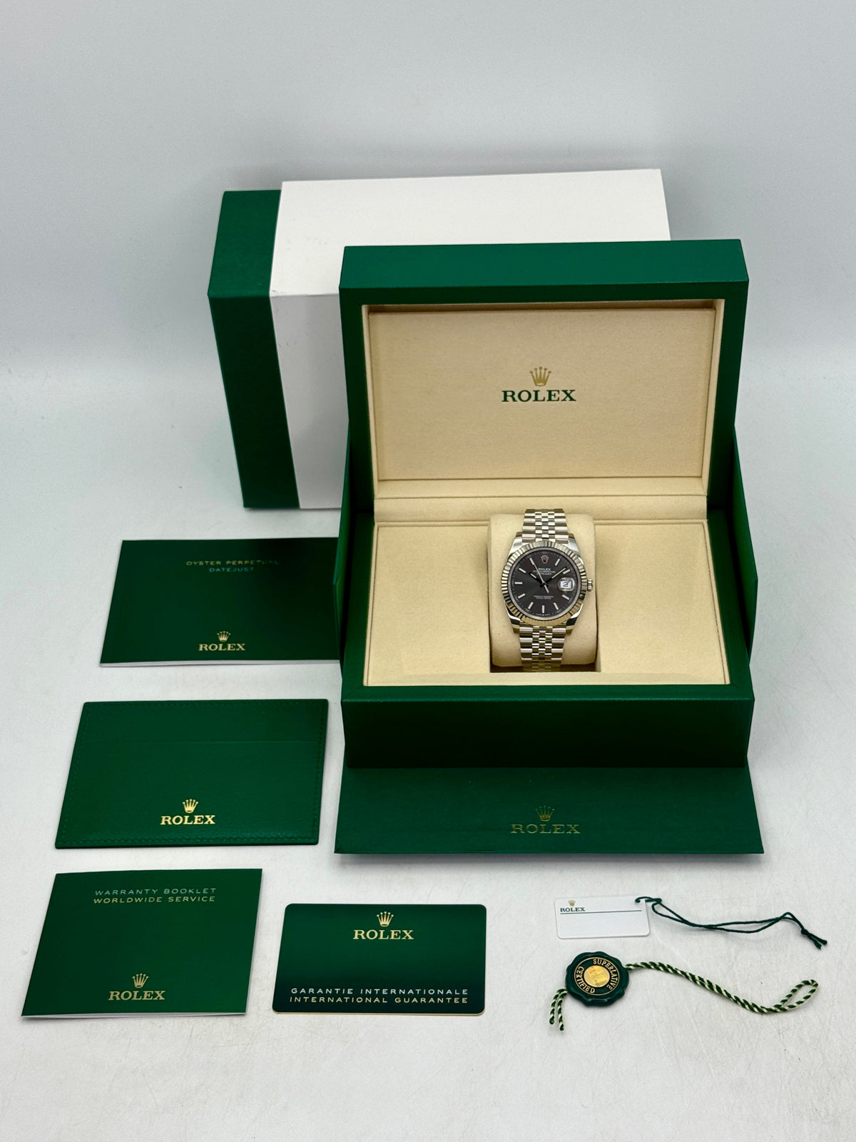 NEW 2025 Rolex Datejust 41mm 126334 Stainless Steel Jubilee Rhodium Dial