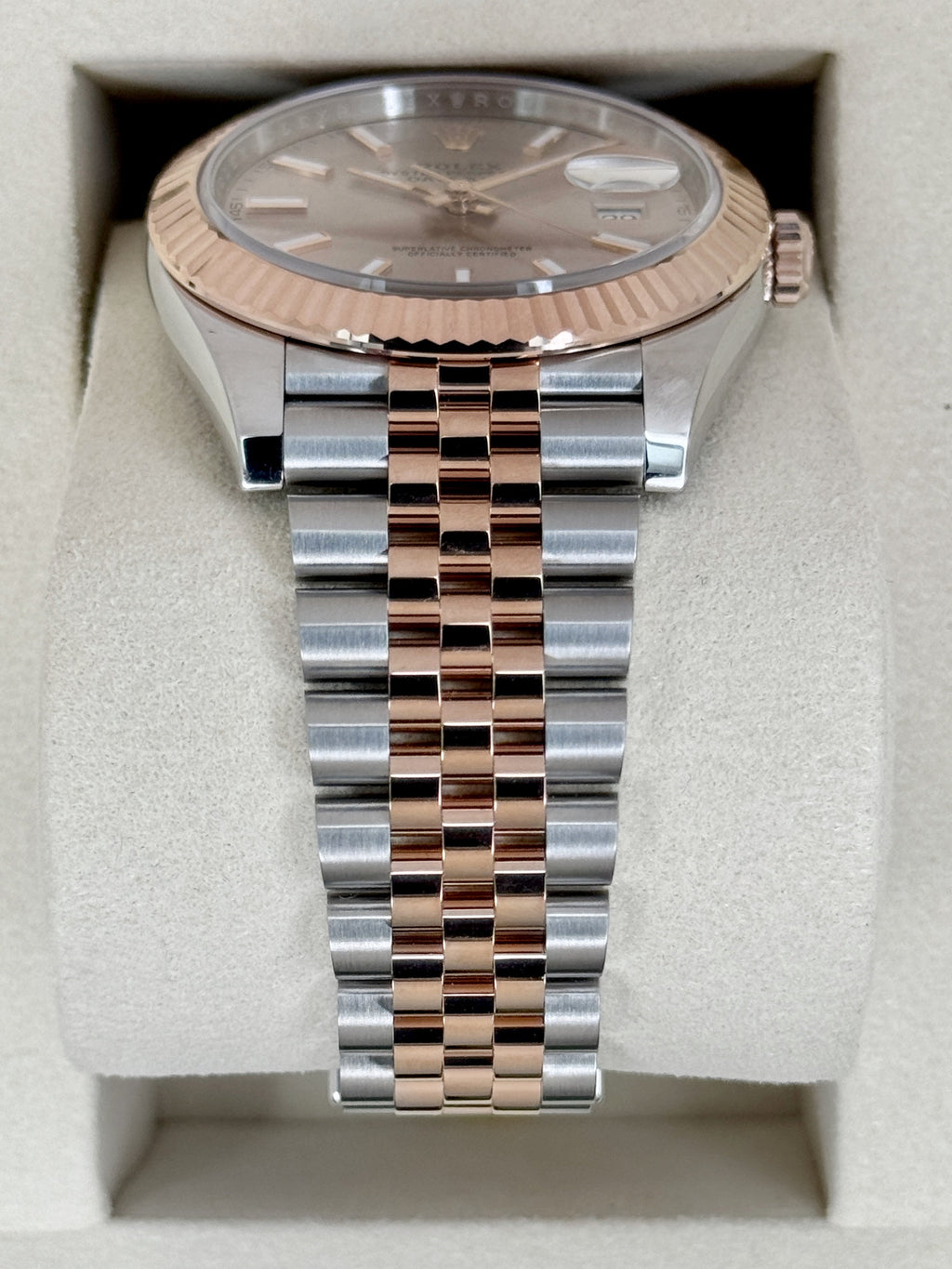 2025 Rolex Datejust 41mm 126331 Two-Tone Jubilee Sundust Dial