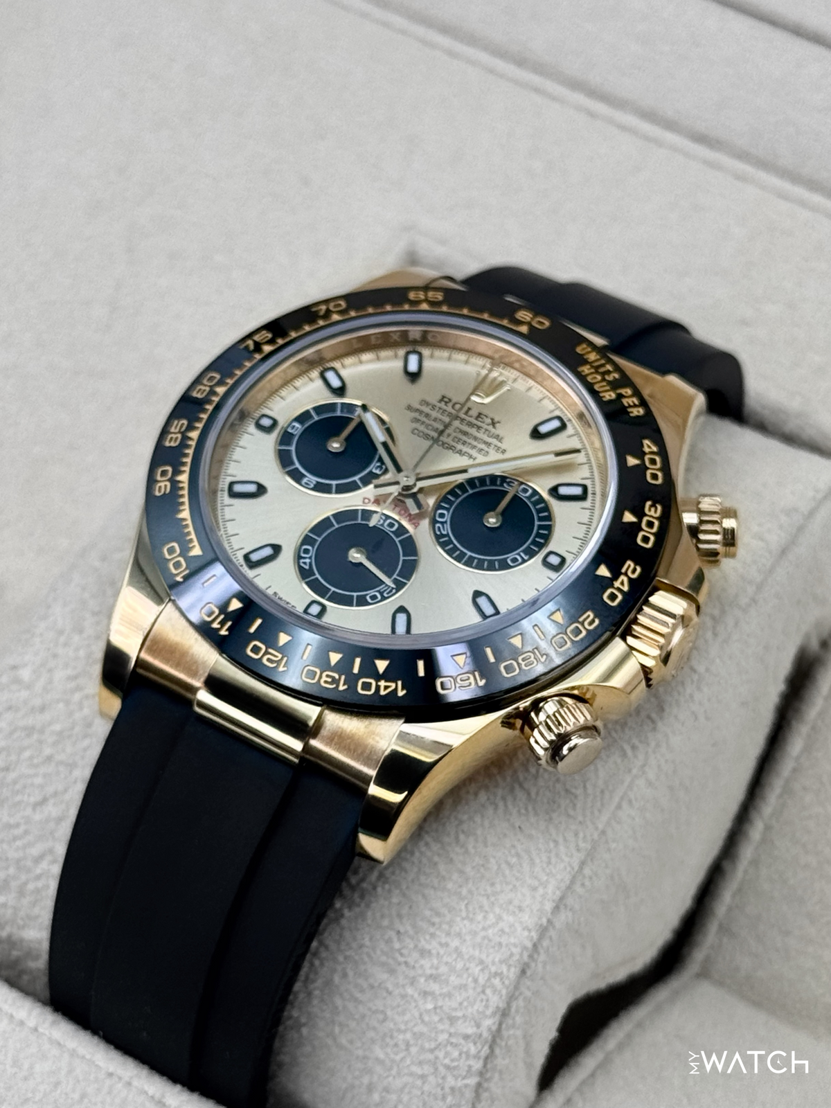 2023 Rolex Daytona 40mm 116518LN 18K Yellow Gold Oysterflex Champagne Dial