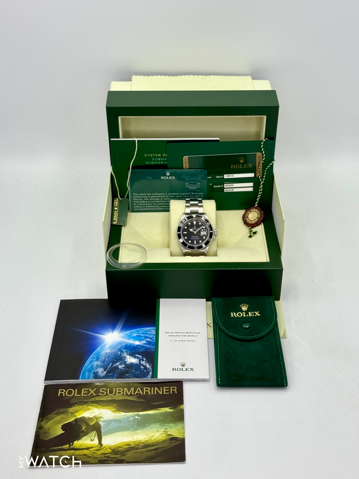2009 Rolex Submariner Date 40mm 16610 Stainless Steel Black Dial