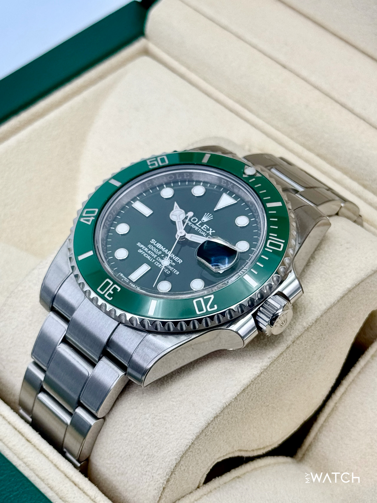 2018 Rolex Submariner “Hulk” 40mm 116610LV Green Dial
