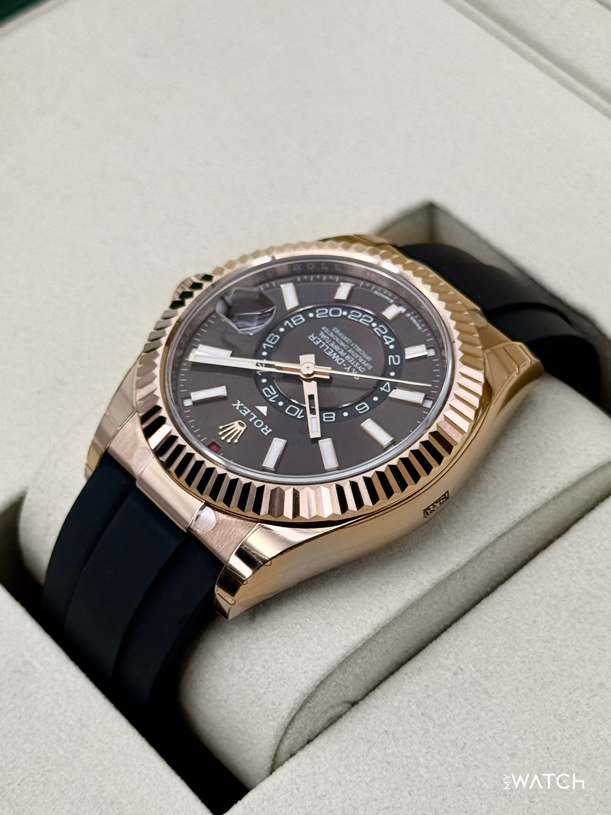 NEW 2026 Rolex Sky-Dweller 42mm 336235 Rose Gold Oysterflex Chocolate Dial (STICKERED)