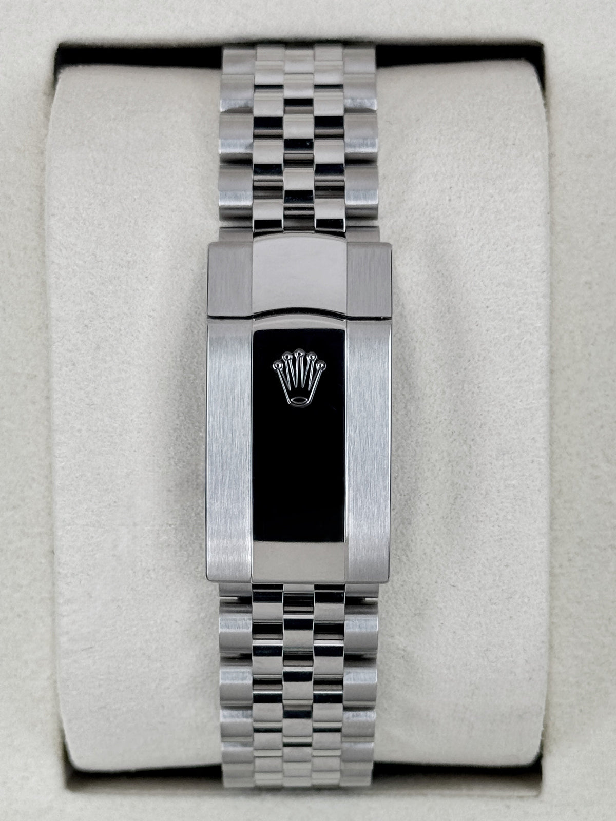 2026 Rolex Datejust 36mm 126234 Stainless Steel Jubilee Green Ombre Dial