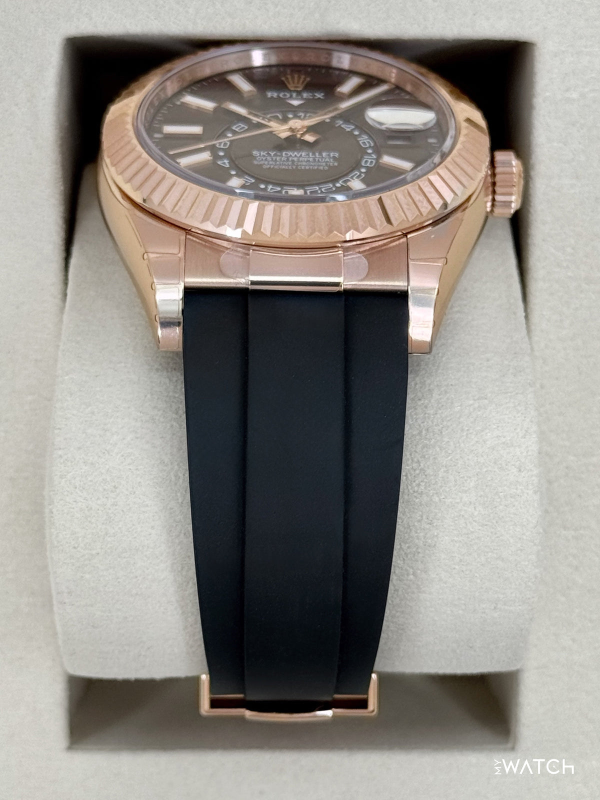 NEW 2026 Rolex Sky-Dweller 42mm 336235 Rose Gold Oysterflex Chocolate Dial (STICKERED)