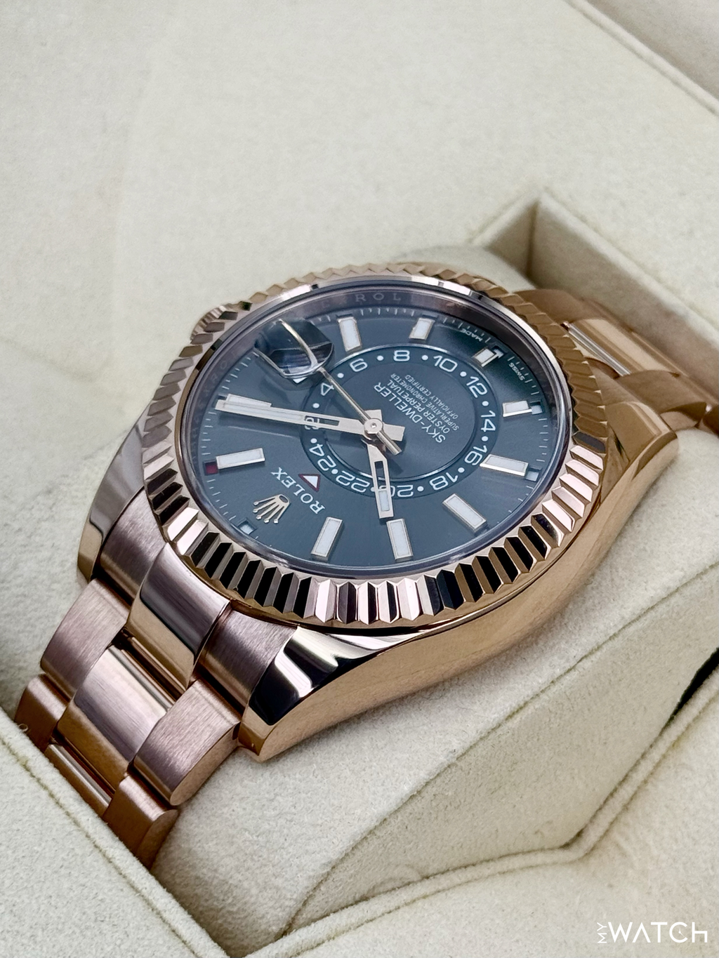 2019 Rolex Sky-Dweller 42mm 326935 Rose Gold Oyster Rhodium Dial