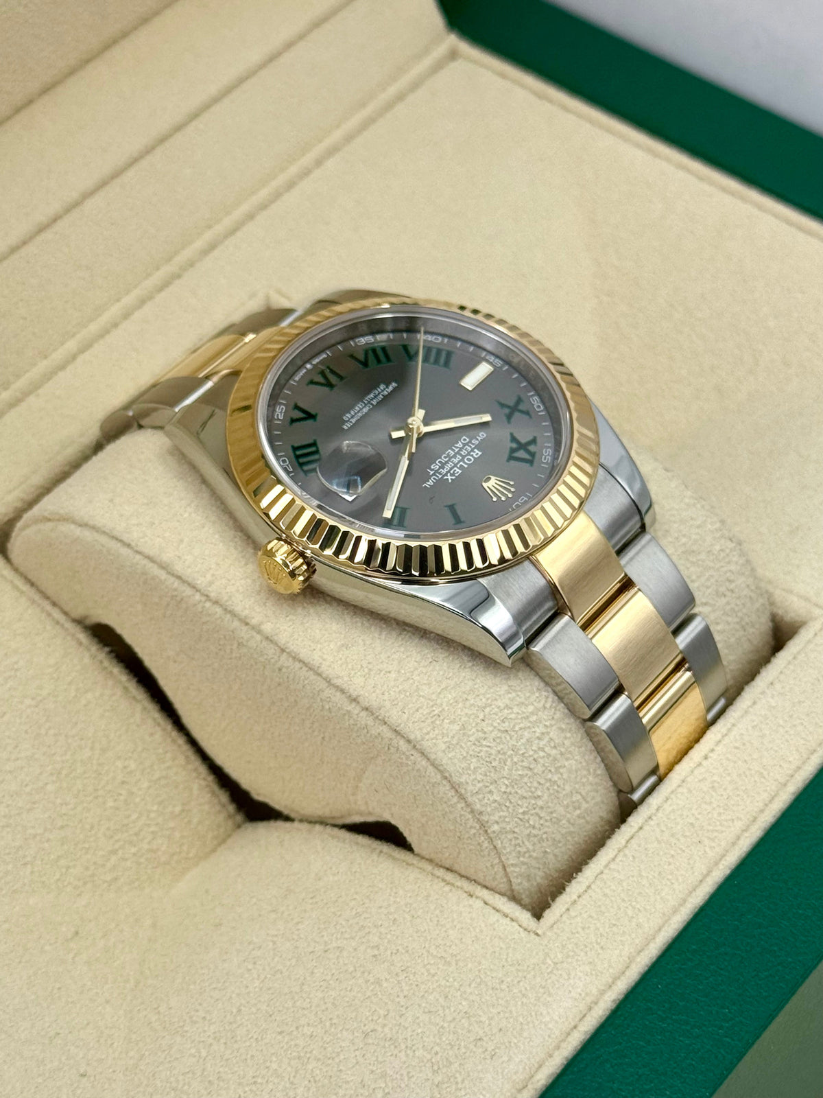2022 Rolex Datejust 41mm 126333 Two-Tone Oyster Wimbledon Dial