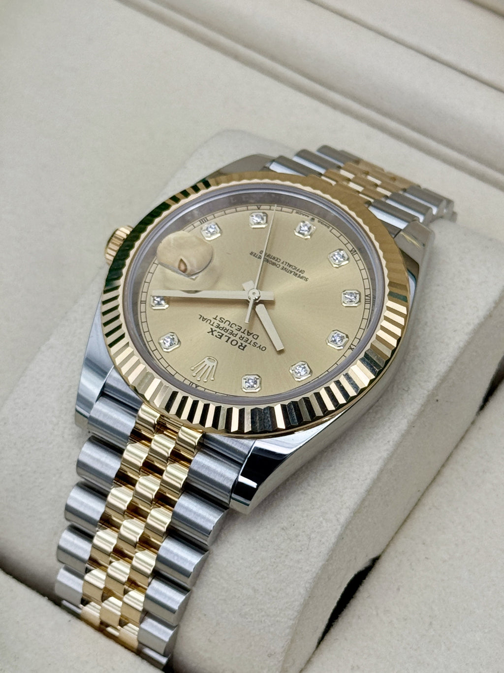 2025 Rolex Datejust 41mm 126333 Two-Tone Jubilee Champagne Diamond Dial