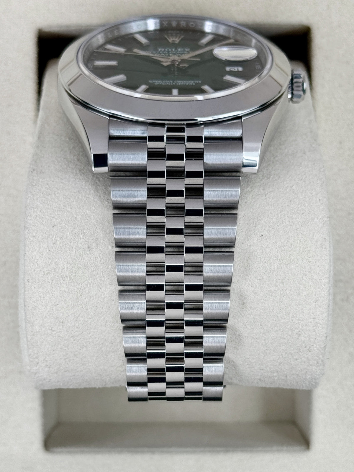 NEW 2026 Rolex Datejust 41mm 126300 Stainless Steel Jubilee Green Ombre Dial