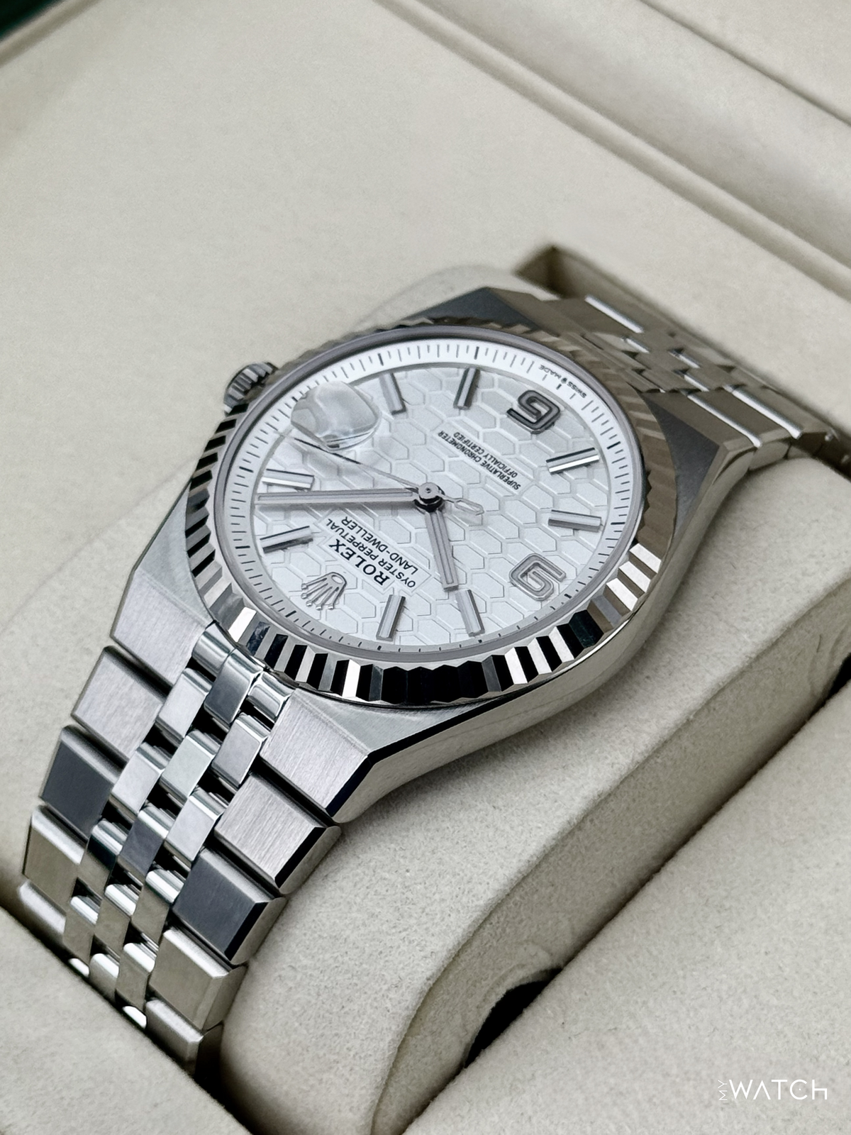 NEW 2026 Rolex Land-Dweller 40mm 127334 Stainless Steel Jubilee White Dial